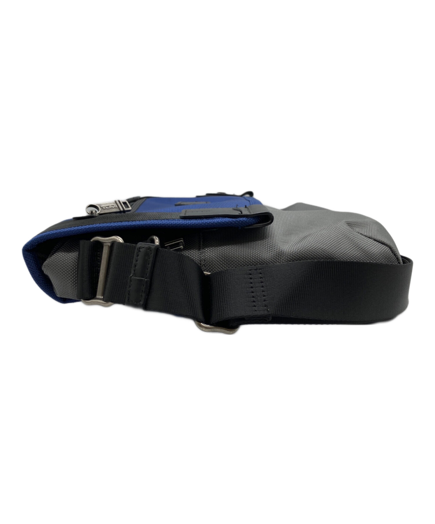 中古・古着通販】TUMI (トゥミ) ショルダーバッグ ブラック×ブルー