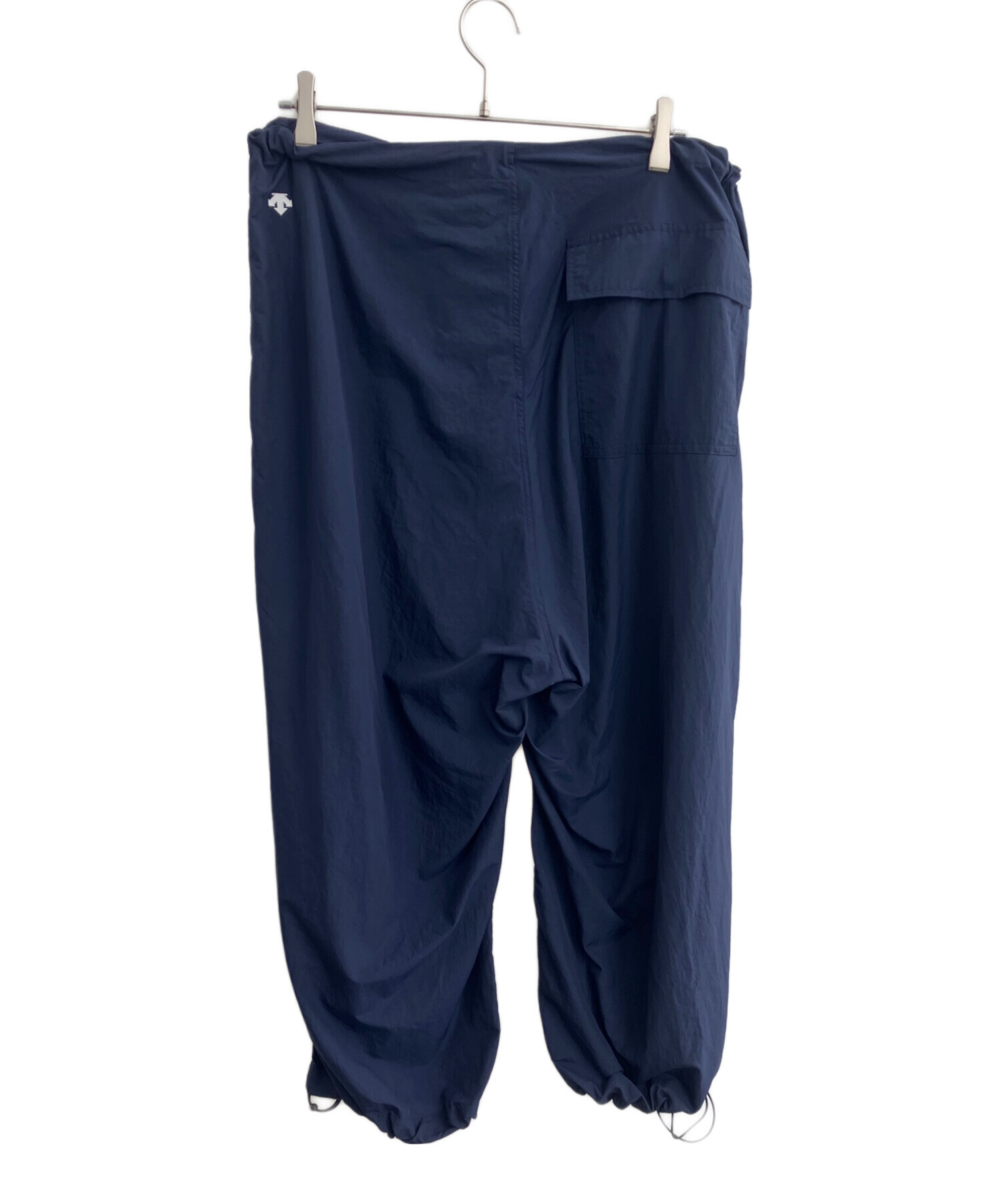 中古・古着通販】DESCENTE (デサント) ナイロンパンツ ネイビー サイズ