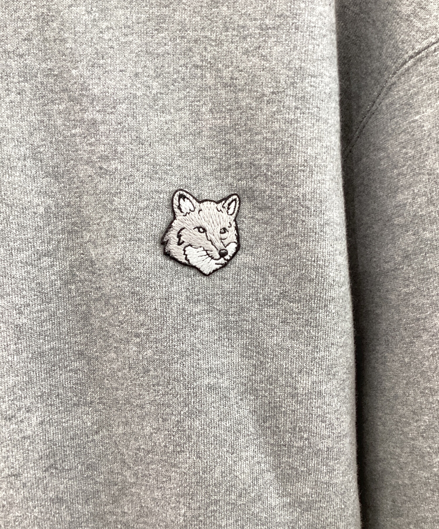 中古・古着通販】maison kitsune (メゾンキツネ) パーカー グレー 