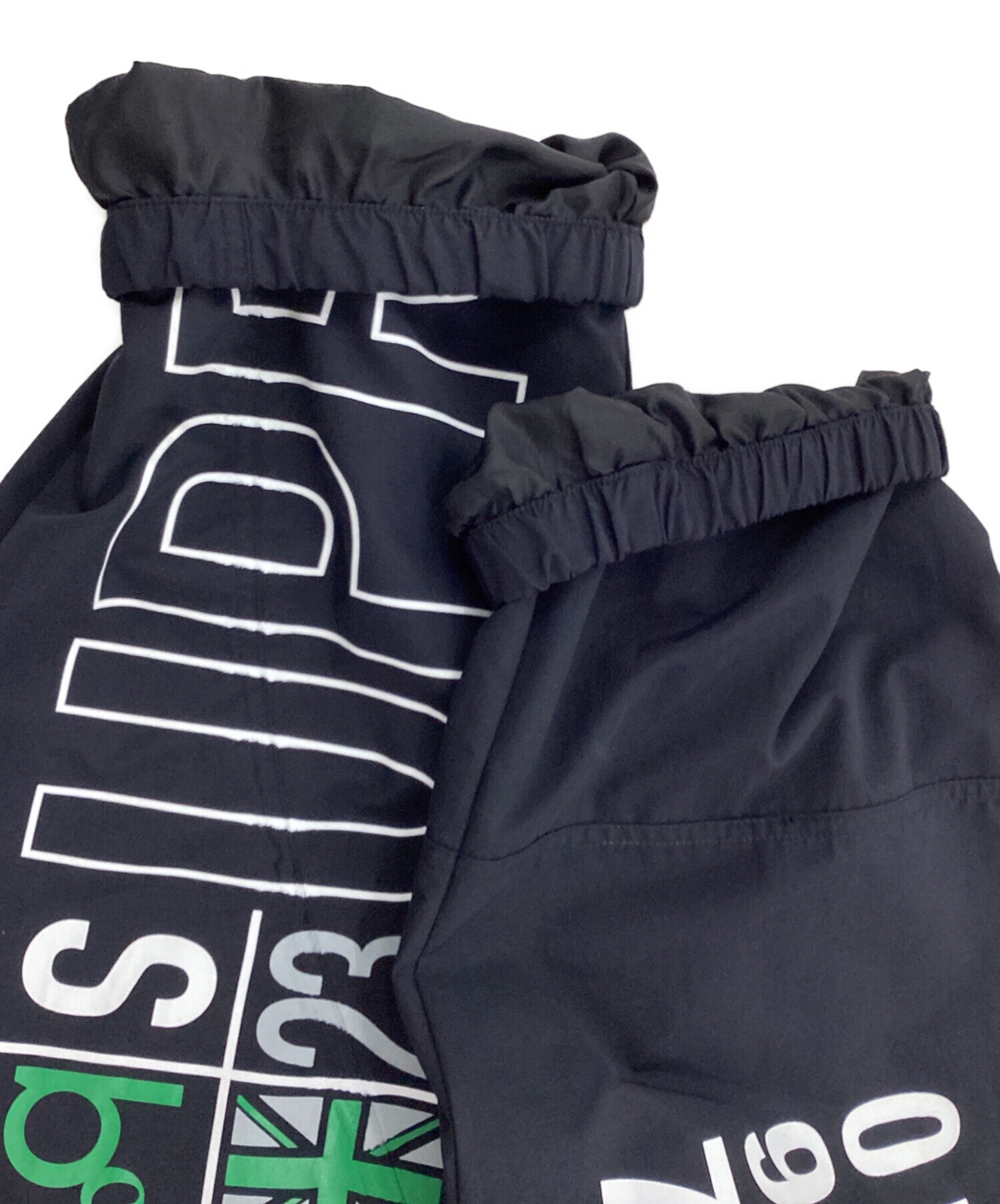SUPREME ブラック サイドジップ ナイロンパンツ 中古・古着通販】Supreme (シュプリーム) BernadetteCorporation