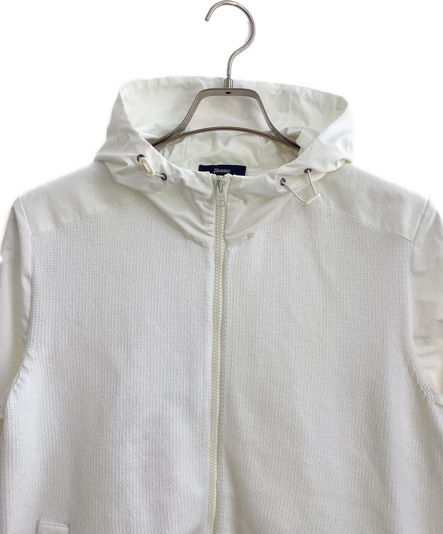 HERNO ヘルノ ノースリーブ S 白 【古着】【中古】【送料無料】 中古・古着通販】HERNO (ヘルノ) ハイブリッドジップフーディ ホワイト