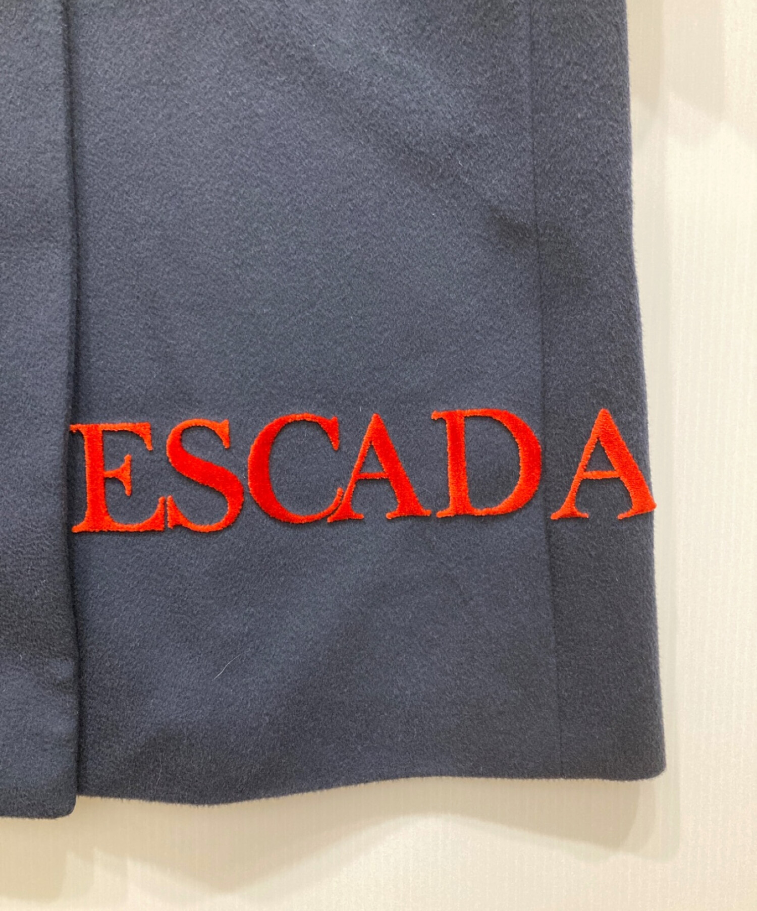 中古・古着通販】ESCADA (エスカーダ) ロゴ 3B チェスター ロング 