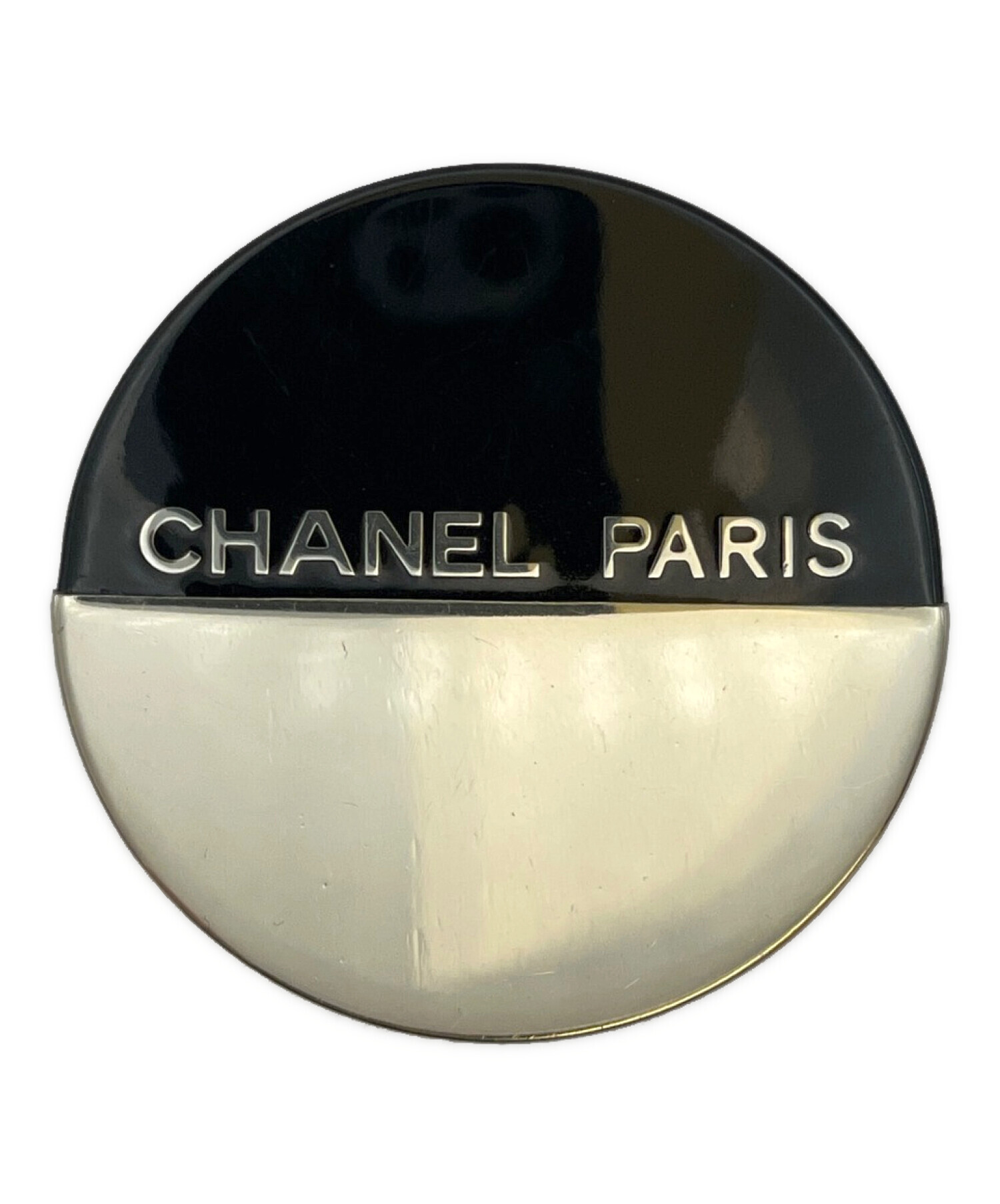 中古・古着通販】CHANEL (シャネル) ラウンドプレートロゴブローチ 