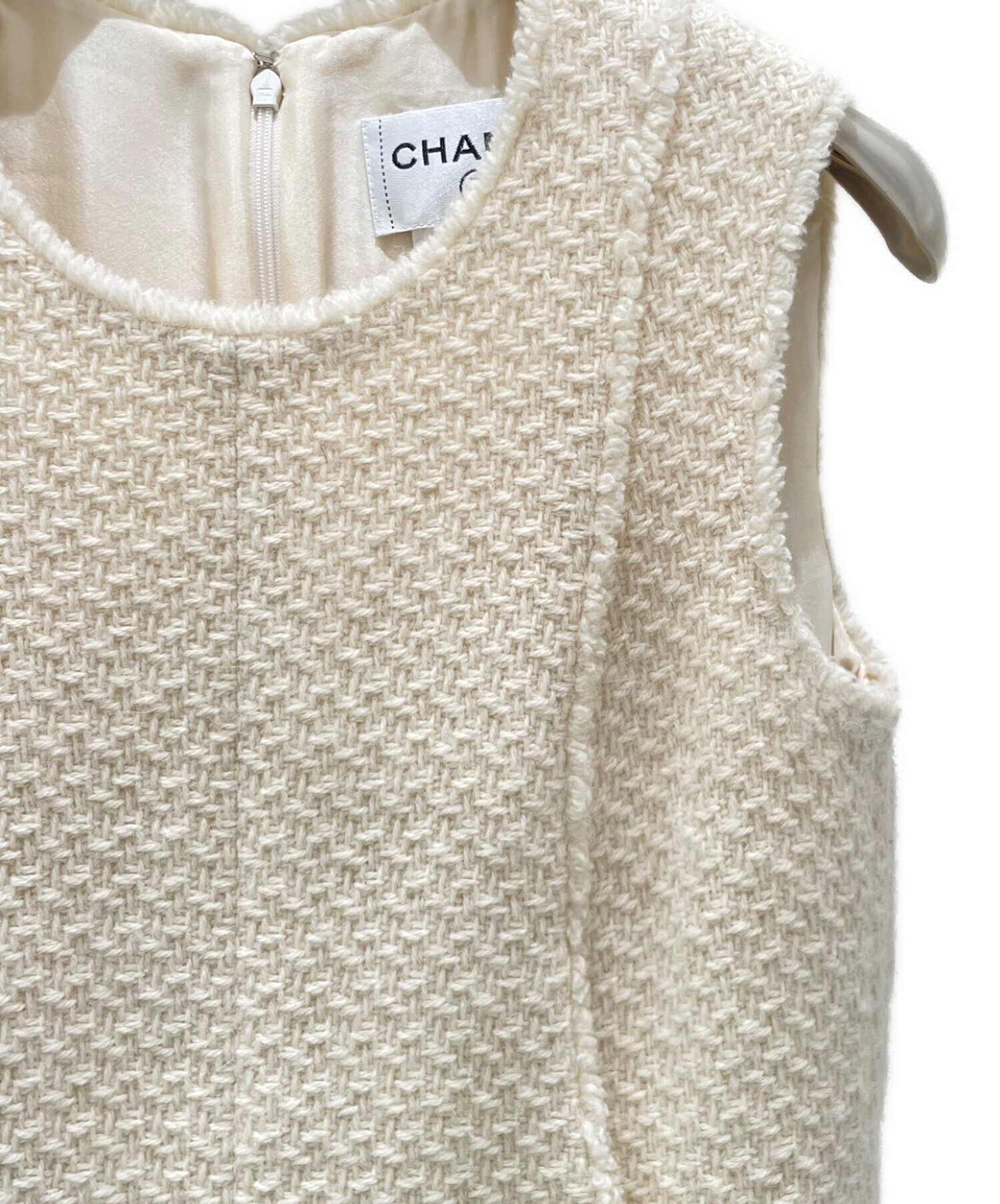 CHANEL ツイード ノースリーブワンピース 34サイズ 中古・古着通販】CHANEL (シャネル) ツイード ノースリーブ ワンピース
