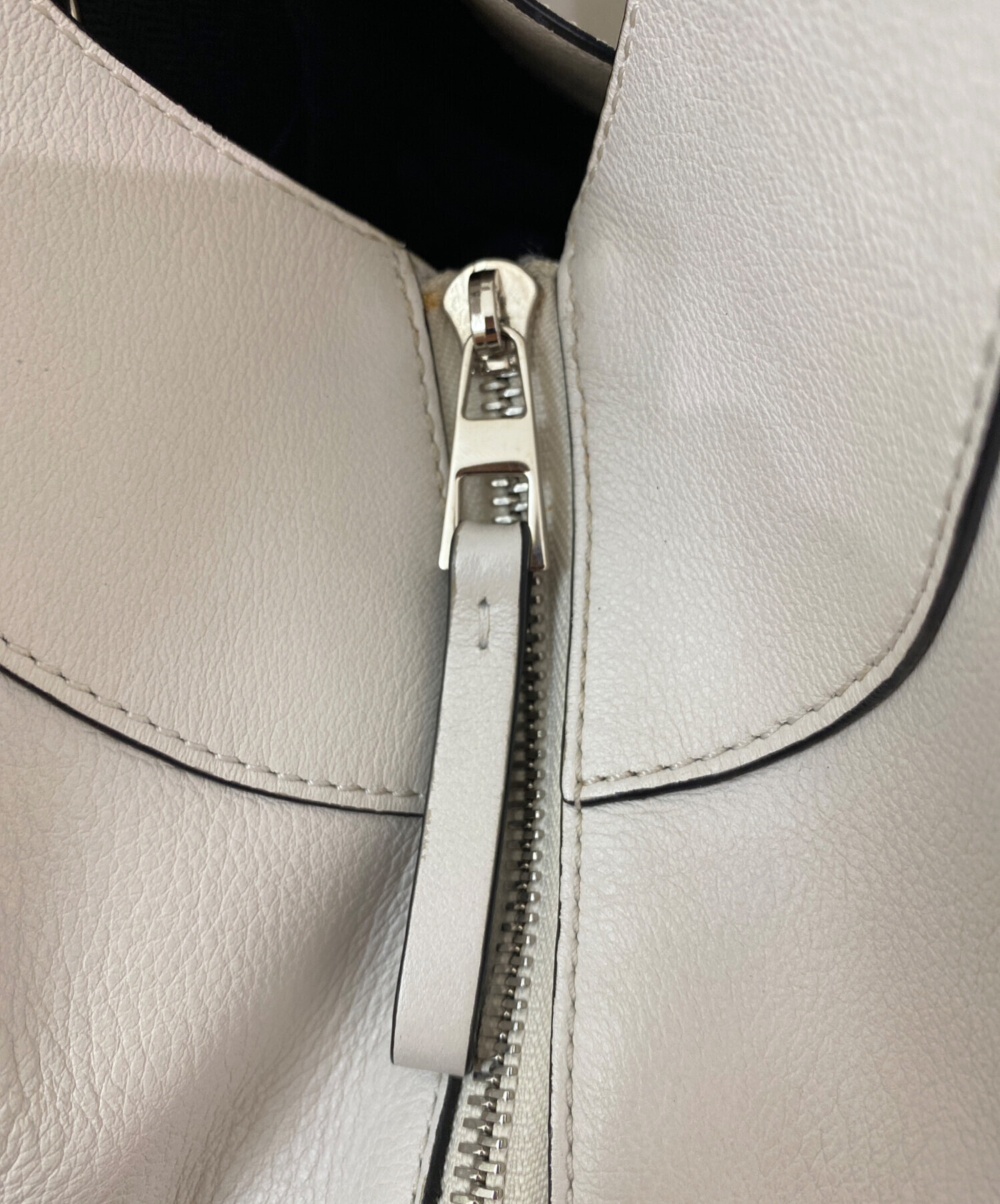 中古・古着通販】LOEWE (ロエベ) ハンモックスモール ソフトホワイト 