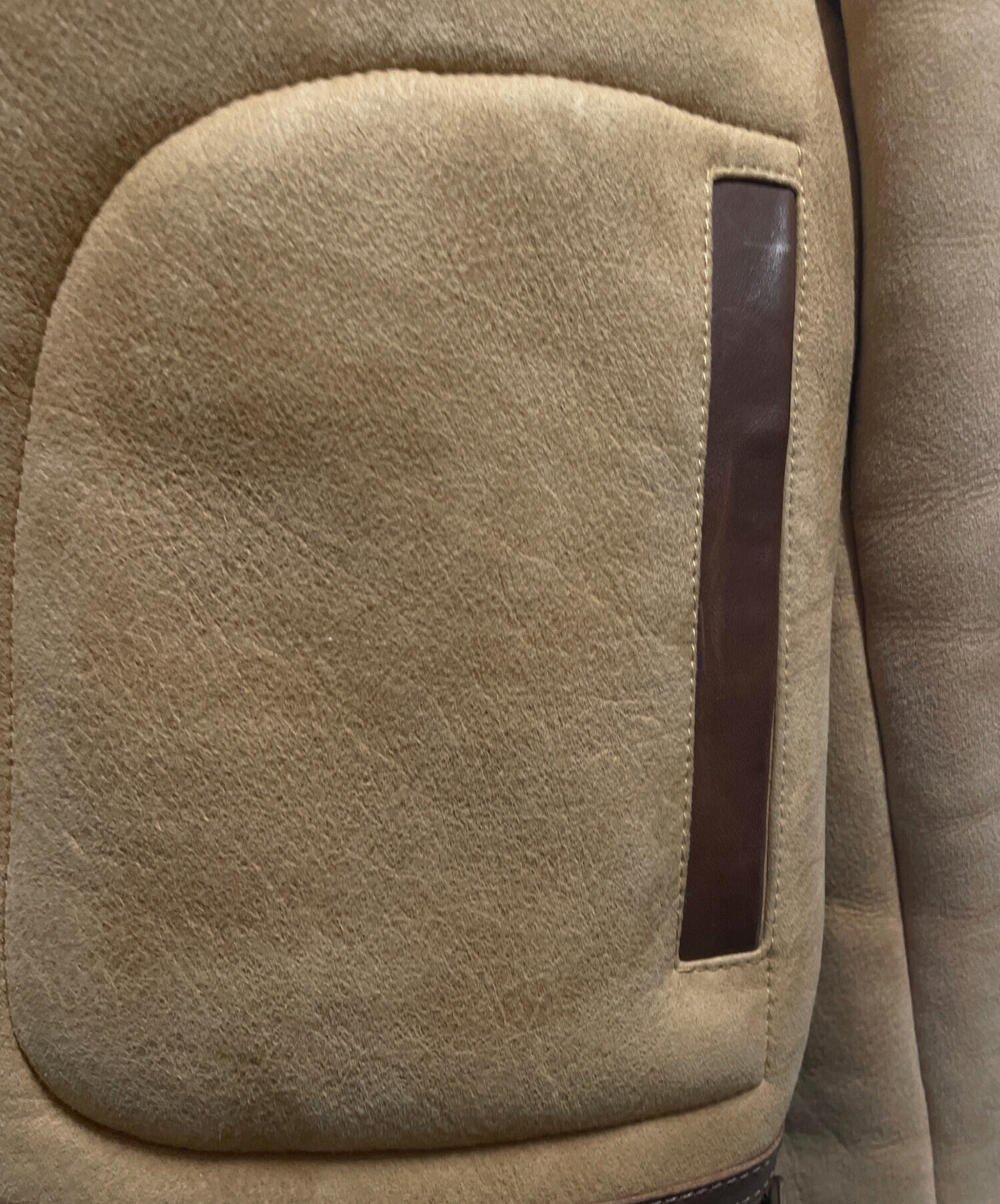 ロエベ今期タグ付き新品ムートンジャケット609400円 ロエベ今期タグ