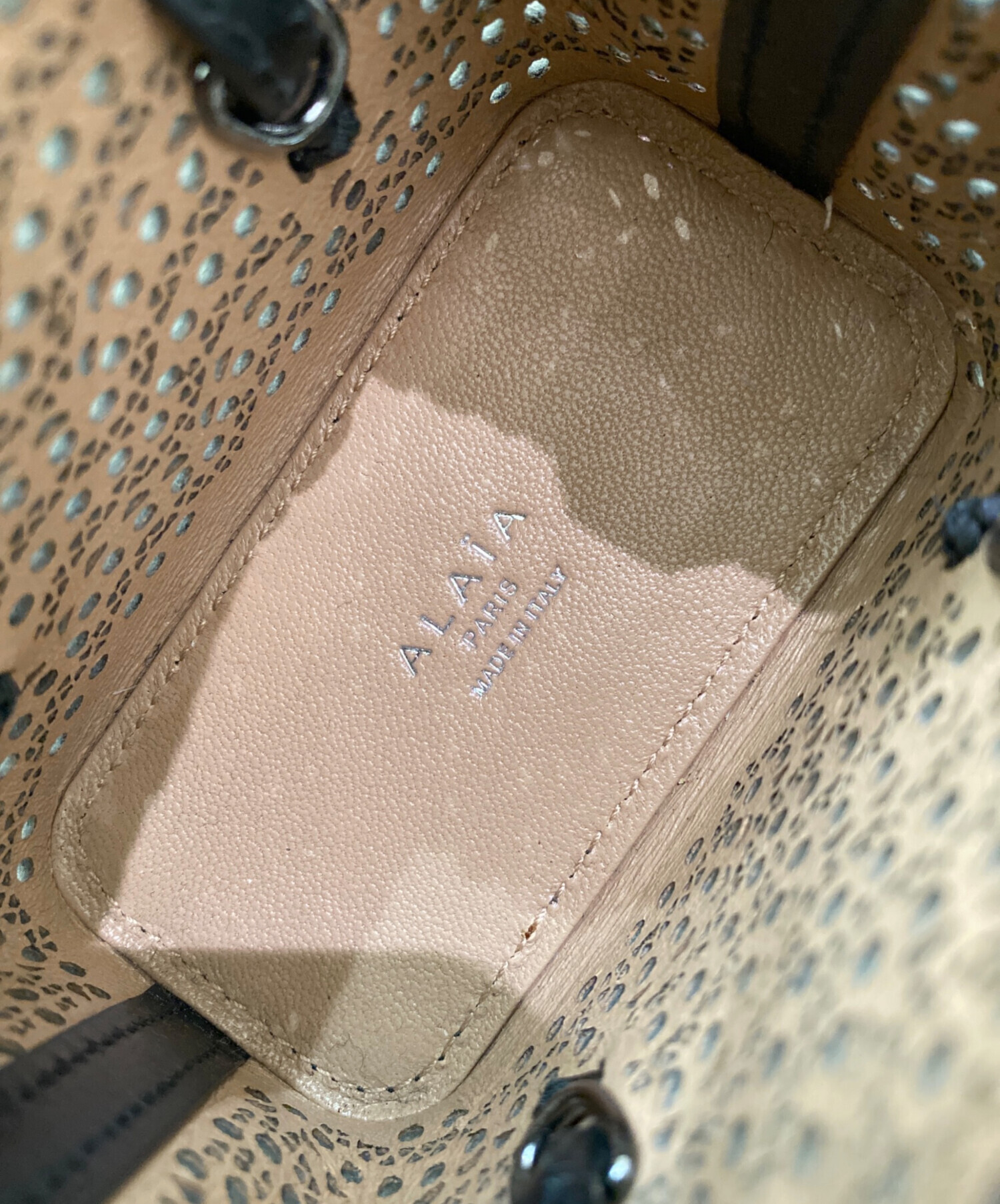 中古・古着通販】ALAIA (アライア) Mina Mini leather crossbody bag
