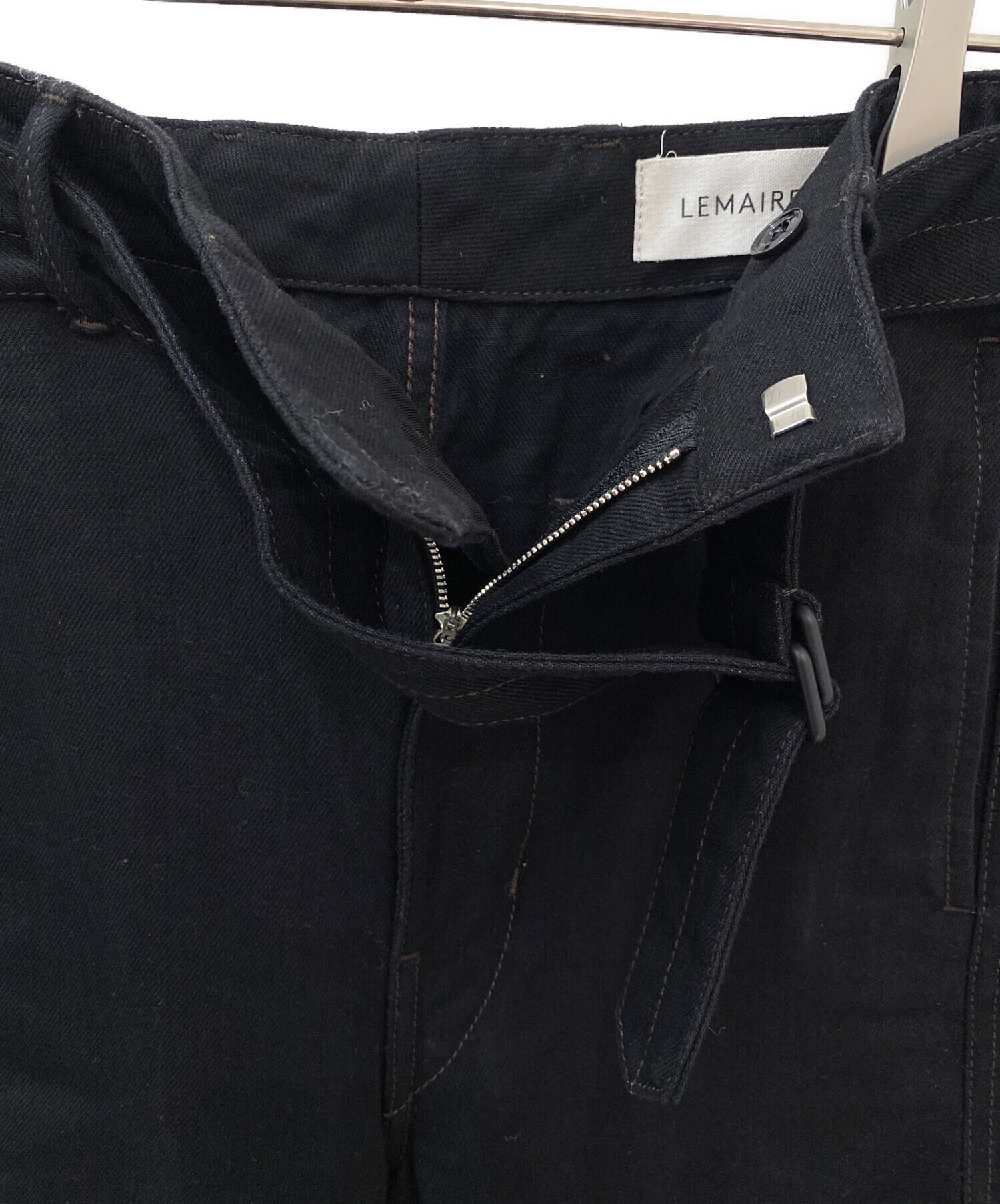 中古・古着通販】LEMAIRE (ルメール) ベルト付きワイドブラックデニム 