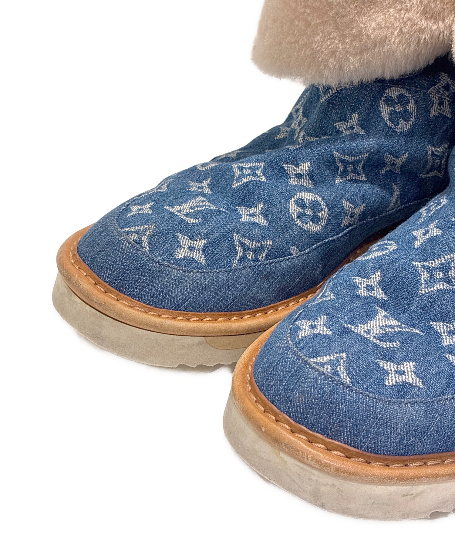 美品　本物LOUIS VUITTON ムートンブーツ　シリアルナンバー付き　正規 中古・古着通販】LOUIS VUITTON (ルイ ヴィトン) ムートンブーツ