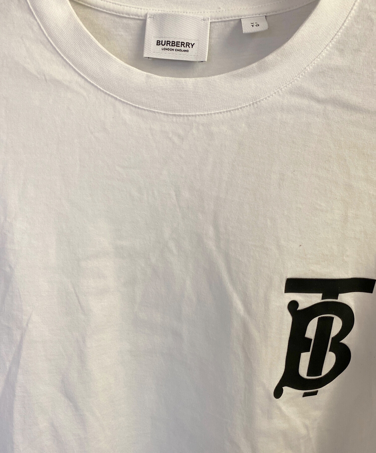 中古・古着通販】BURBERRY LONDON (バーバリーロンドン) TBロゴT 中古・古着通販】BURBERRY LONDON (バーバリーロンドン) TBロゴT