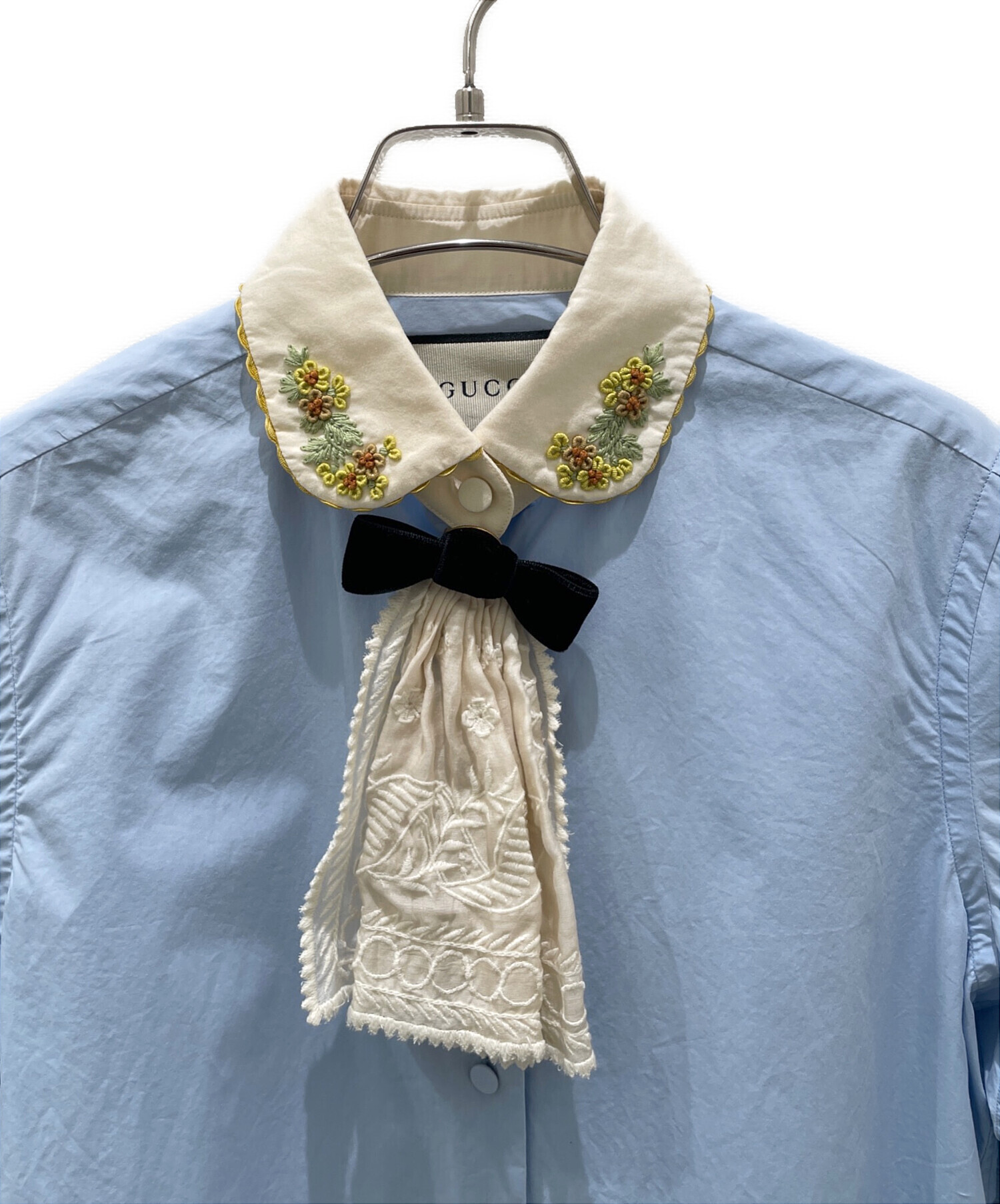 GUCCI 水色 リボン付きシャツ 中古・古着通販】GUCCI (グッチ) リボン付きシャツ/長袖シャツ スカイ