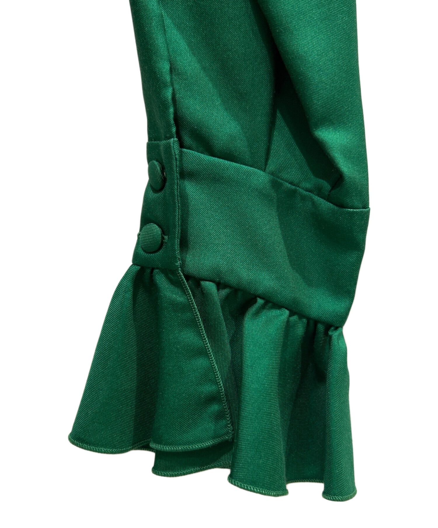 GUCCI グッチ ワンピース ウェブベルト GGボタンフレア アパレル服40 中古・古着通販】GUCCI (グッチ) ベルト付きフリルワンピース グリーン