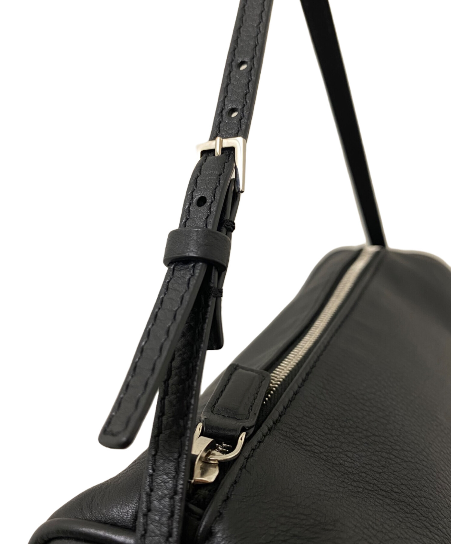 THE ROW ザ　ロウ ショルダーバッグ - 黒 【古着】【中古】 中古・古着通販】THE ROW (ザ ロウ) 90s BAG ブラック｜ブランド・古着