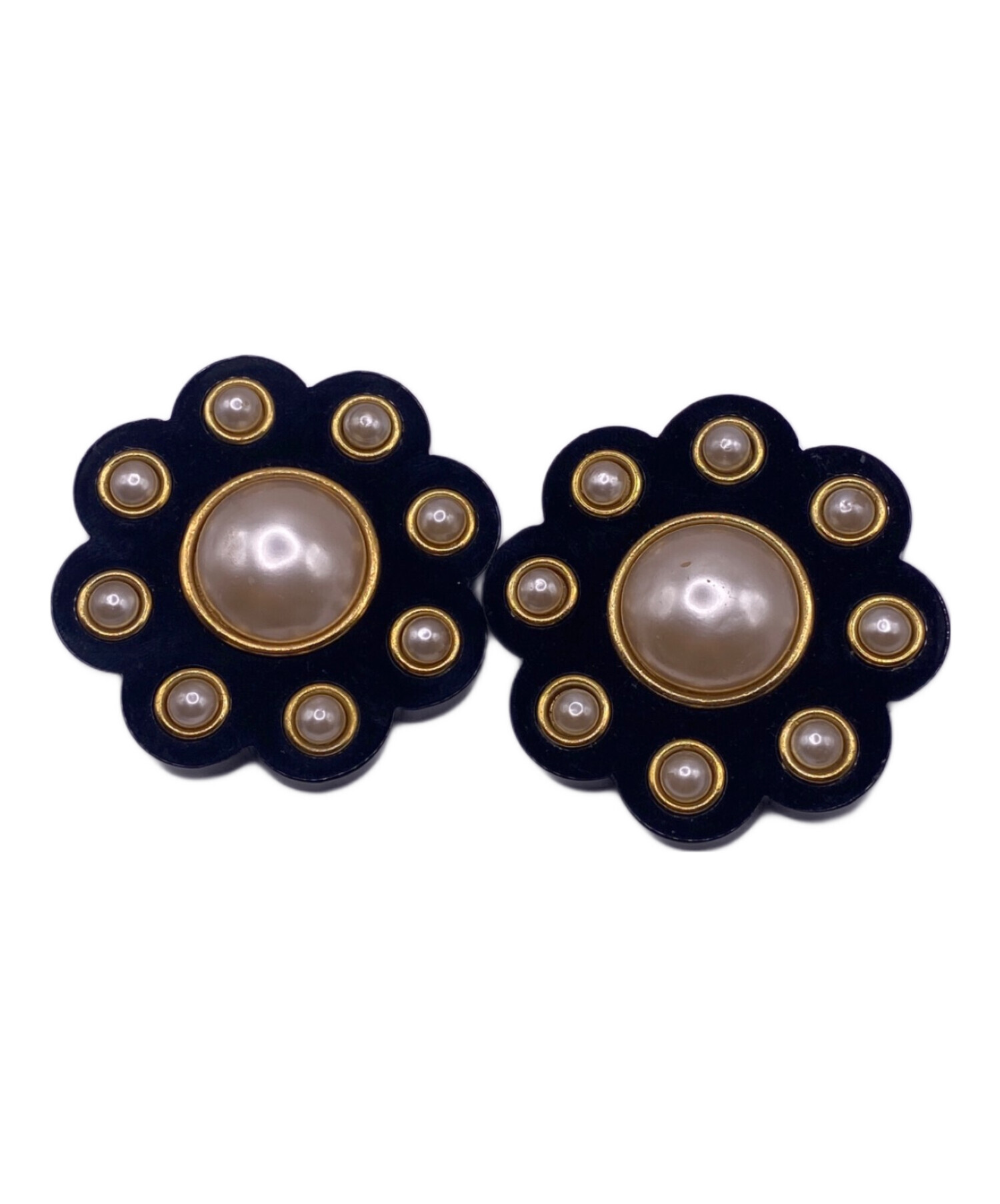 中古・古着通販】CHANEL (シャネル) カメリアフェイクパールイヤリング