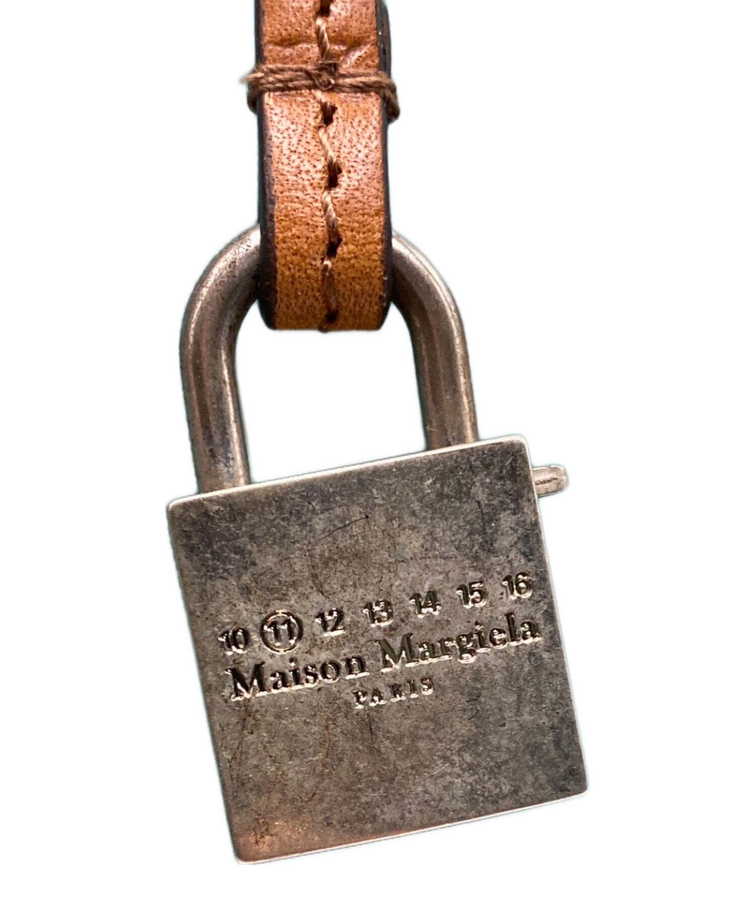 メゾンマルジェラ　ビッグブローチ　真鍮　イタリア製　タグ付　未使用品 中古・古着通販】Maison Margiela (メゾンマルジェラ) 5CAショルダー