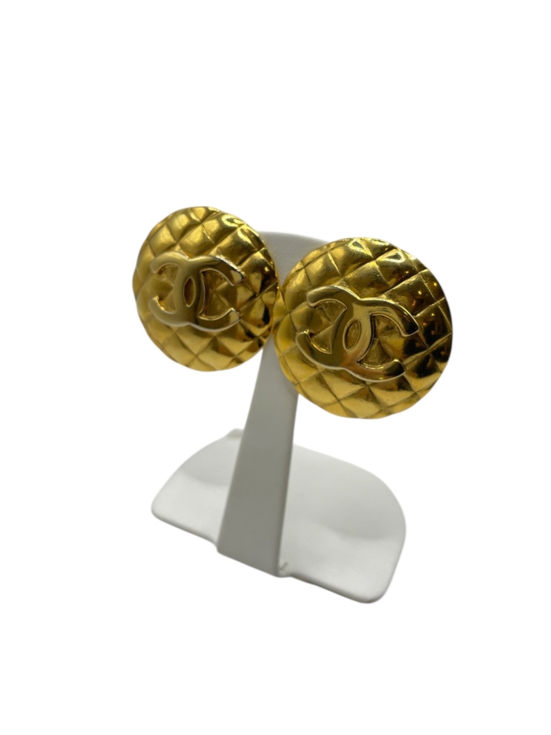 CHANEL シャネル　ピアス　マトラッセ 中古・古着通販】CHANEL (シャネル) ヴィンーテージ ココマーク