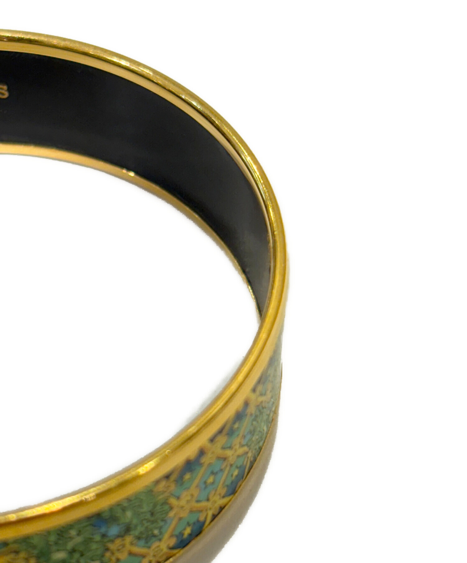 未使用　HERMES エルメス バングル 内周21cmエマイユ 上品な手元を演出する、エルメスの名品バングル「エマイユ」｜ENSEMBLE