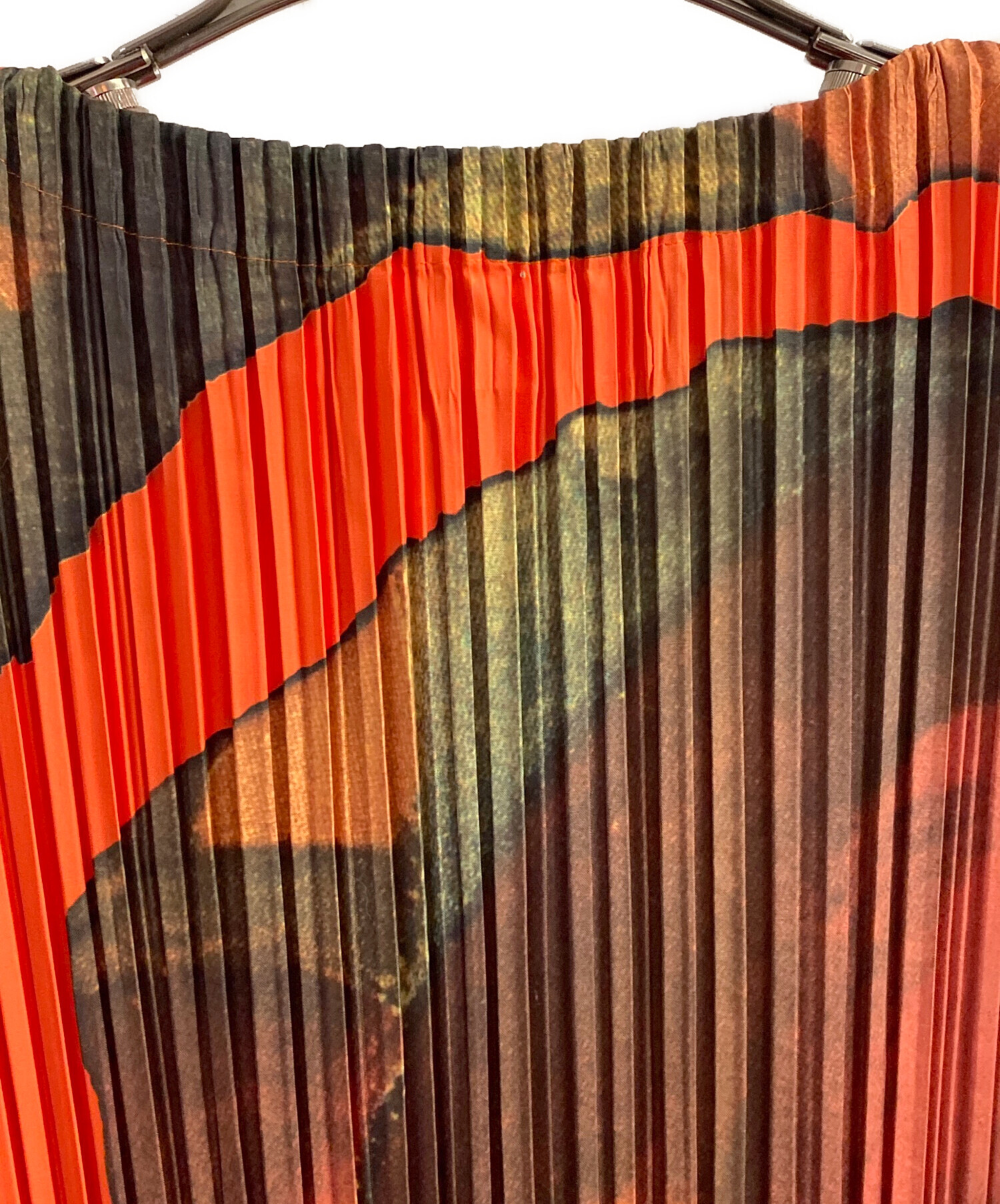 ISSEYMIYAKE(イッセイミヤケ) ノースリーブシャツブラウス サイズ3 L レディース - グリーン×オレンジ 2009SS 中古・古着通販】ISSEY MIYAKE (イッセイミヤケ) ノースリーブプリーツ