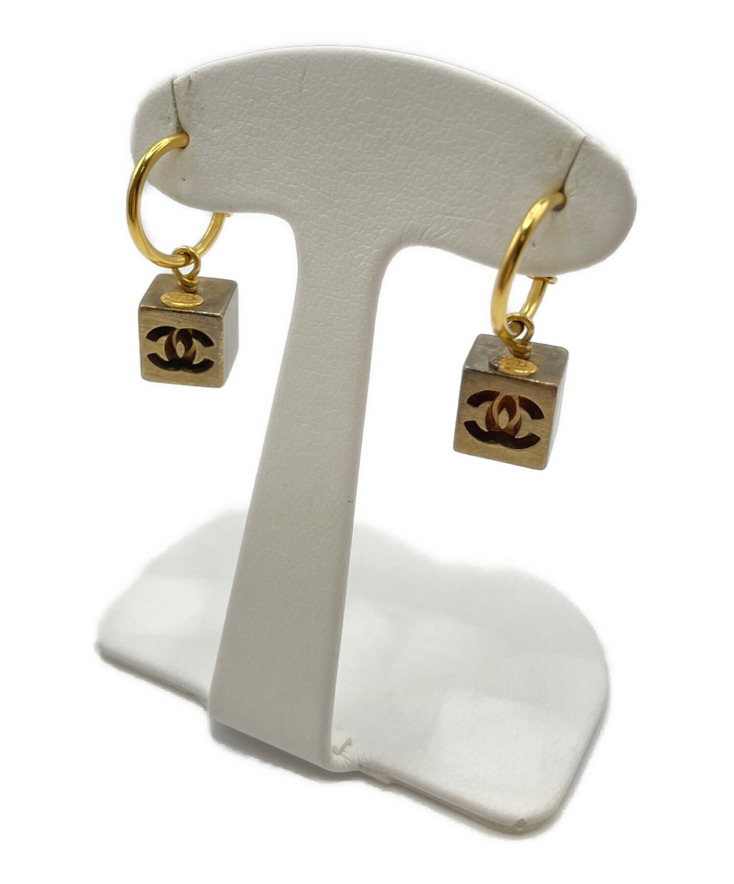 中古・古着通販】CHANEL (シャネル) キューブピアス ゴールド