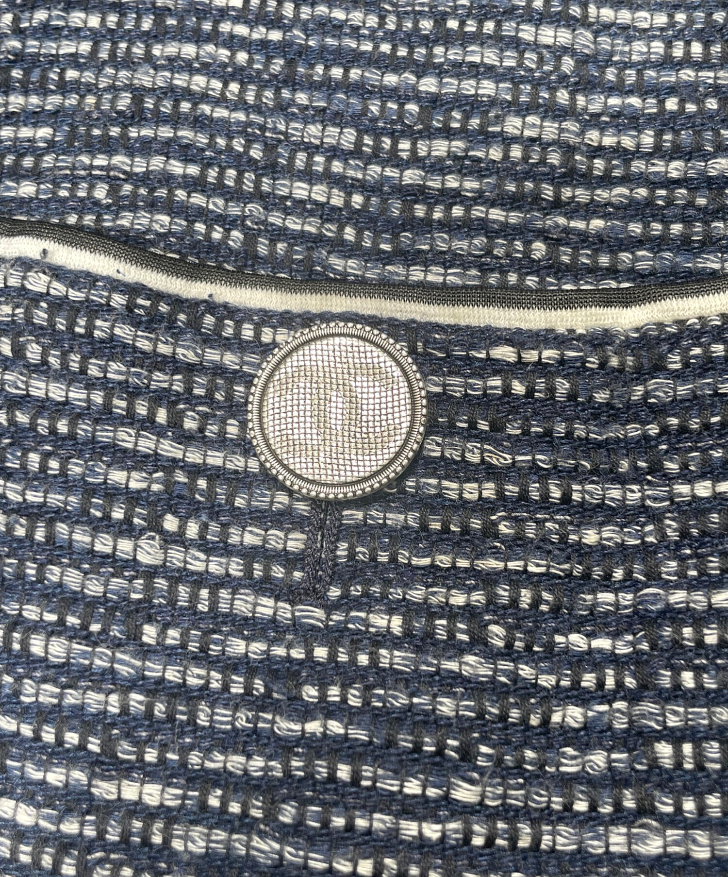 中古・古着通販】CHANEL (シャネル) P56 ボーダー CCマークボタン