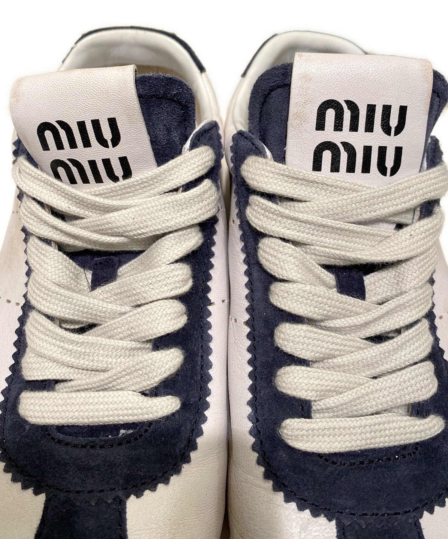 中古・古着通販】MIU MIU (ミュウミュウ) プリュムスニーカー グレー
