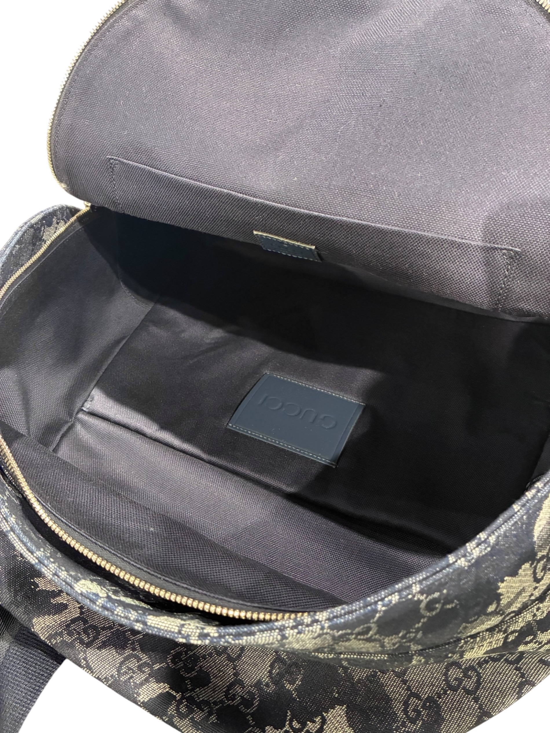 中古・古着通販】GUCCI (グッチ) GGデニムラージバックパック/849008