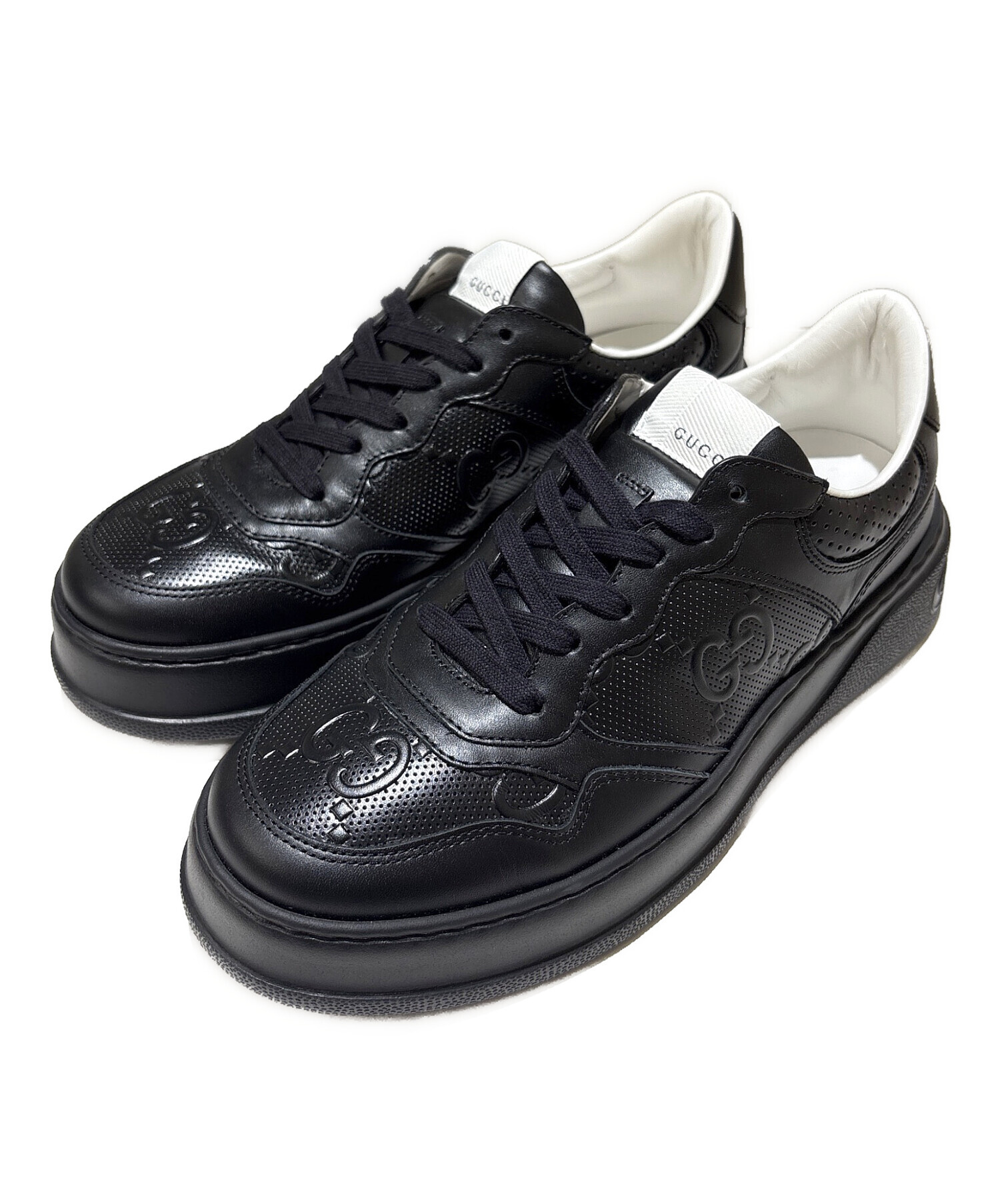 中古・古着通販】GUCCI (グッチ) GGエンボスローカットスニーカー 中古・古着通販】GUCCI (グッチ) GGエンボスローカットスニーカー