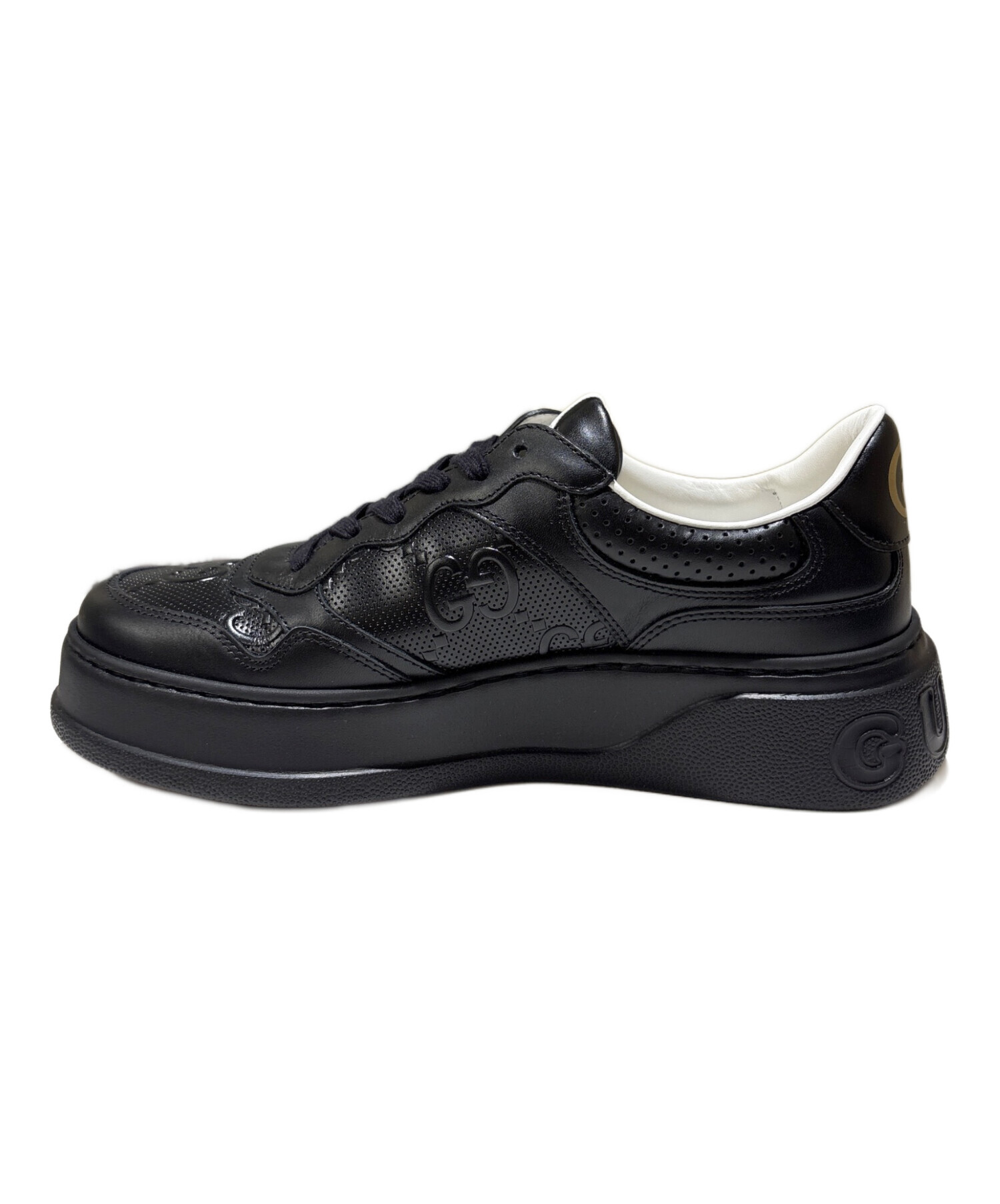 GUCCI (グッチ) GGエンボス レザー ローカットスニーカー ブラック 中古・古着通販】GUCCI (グッチ) GGエンボスローカットスニーカー