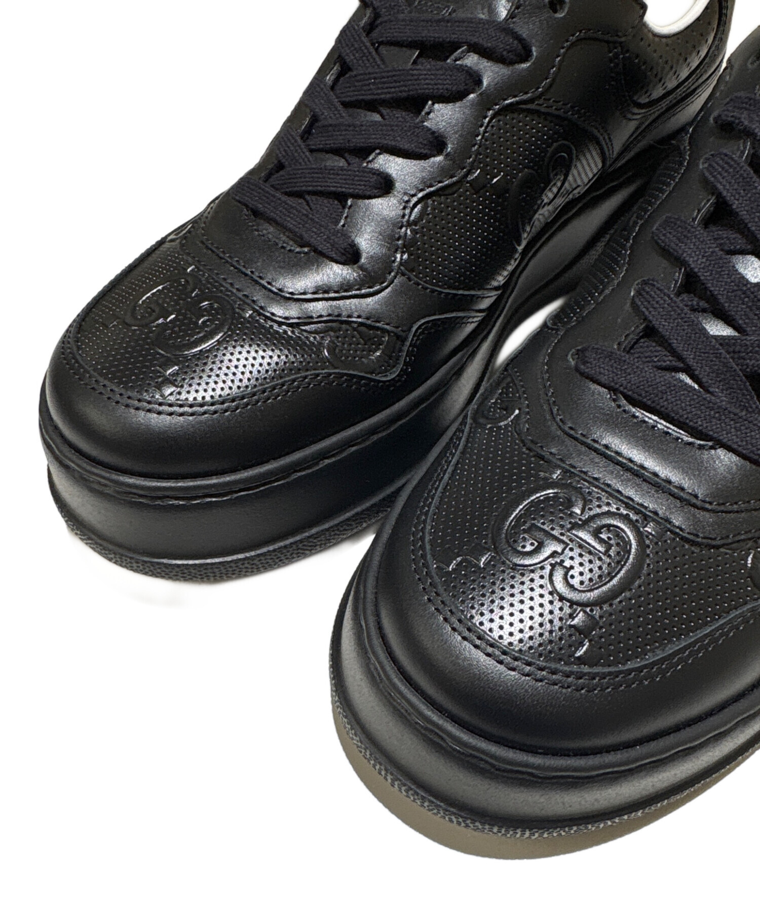 中古・古着通販】GUCCI (グッチ) GGエンボスローカットスニーカー