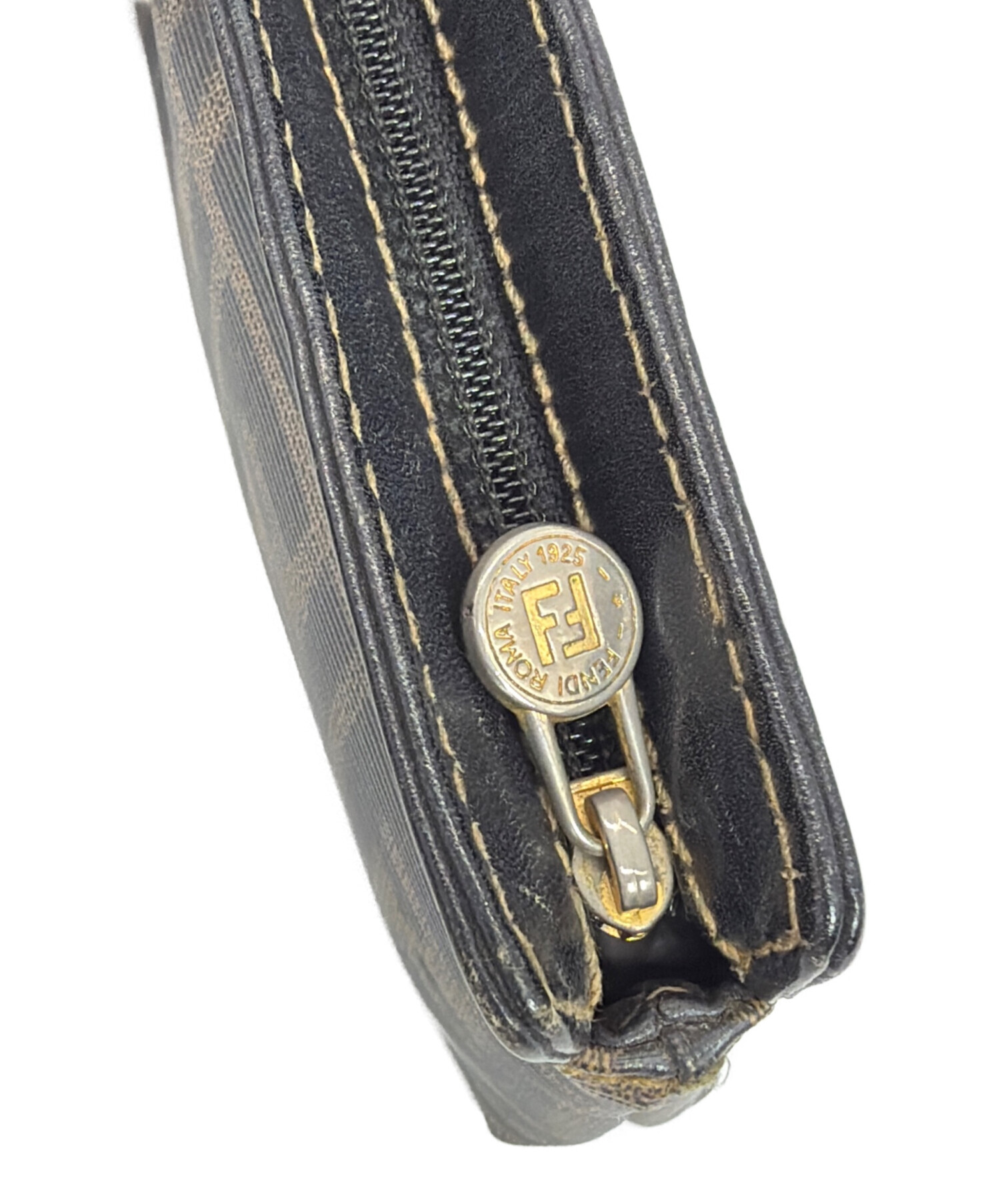 中古・古着通販】FENDI (フェンディ) ポーチ｜ブランド・古着通販