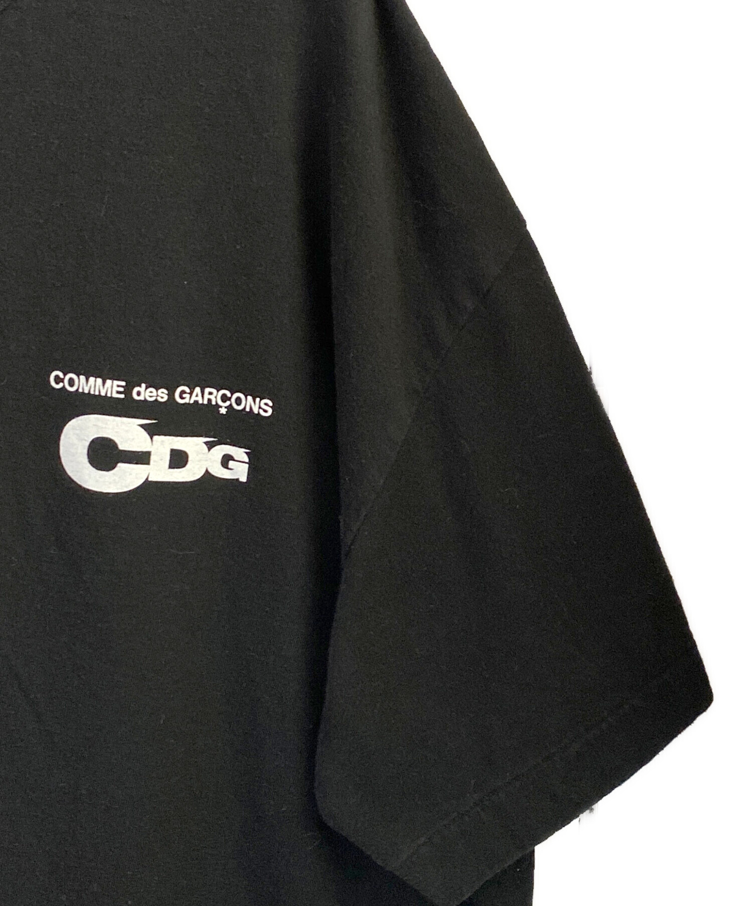 中古・古着通販】CDG (シーディージー) アシンメトリープリントTシャツ