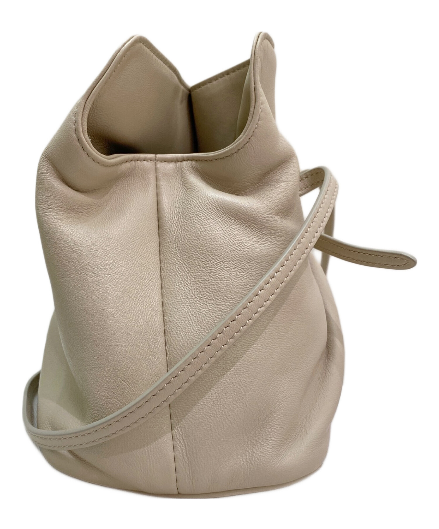 PRADA プラダ ベージュ レザー バッグ 中古・古着通販】PRADA (プラダ) ダダ スモール ナッパレザー バッグ