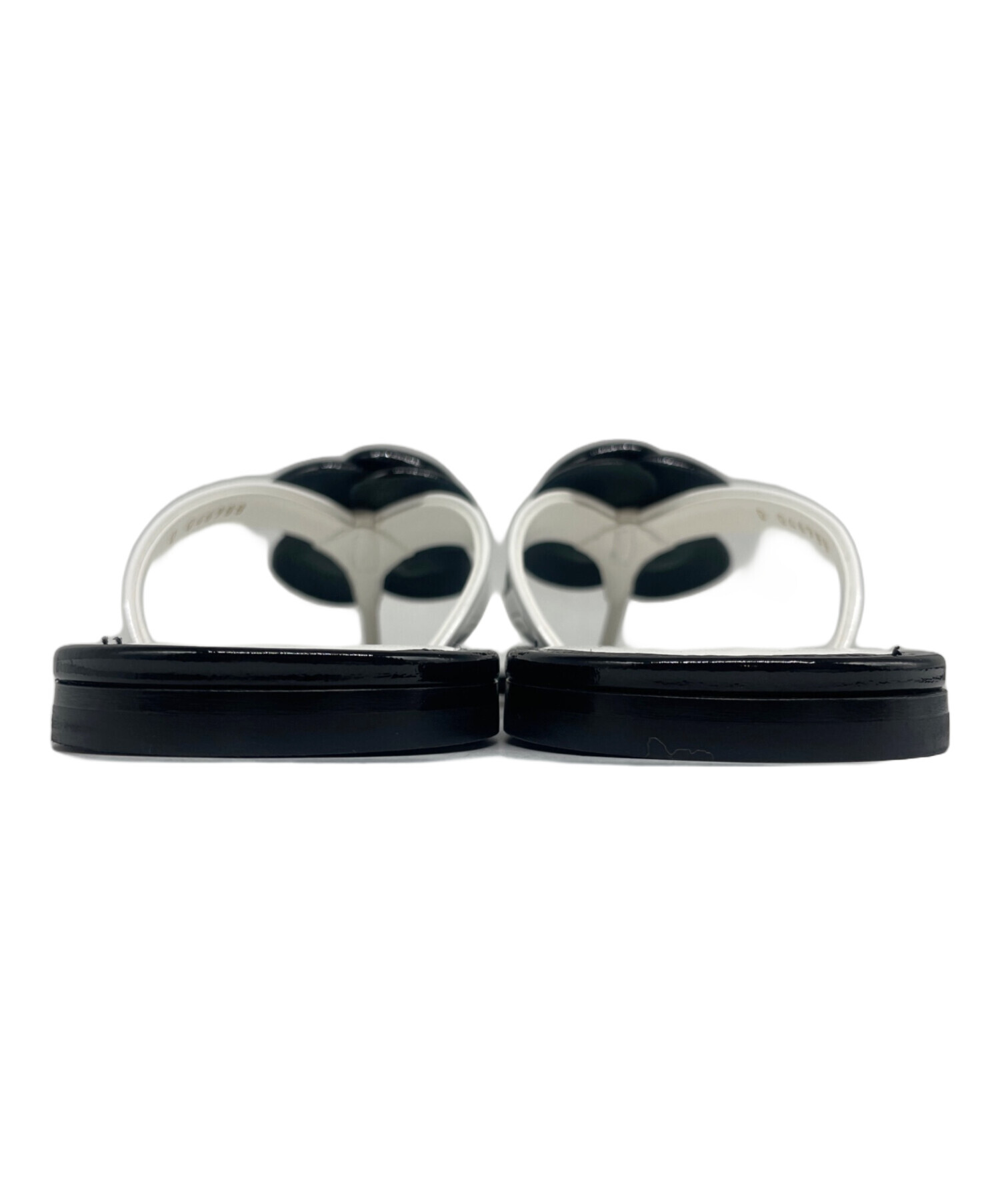 中古・古着通販】CHANEL (シャネル) カメリアトングサンダル ホワイト