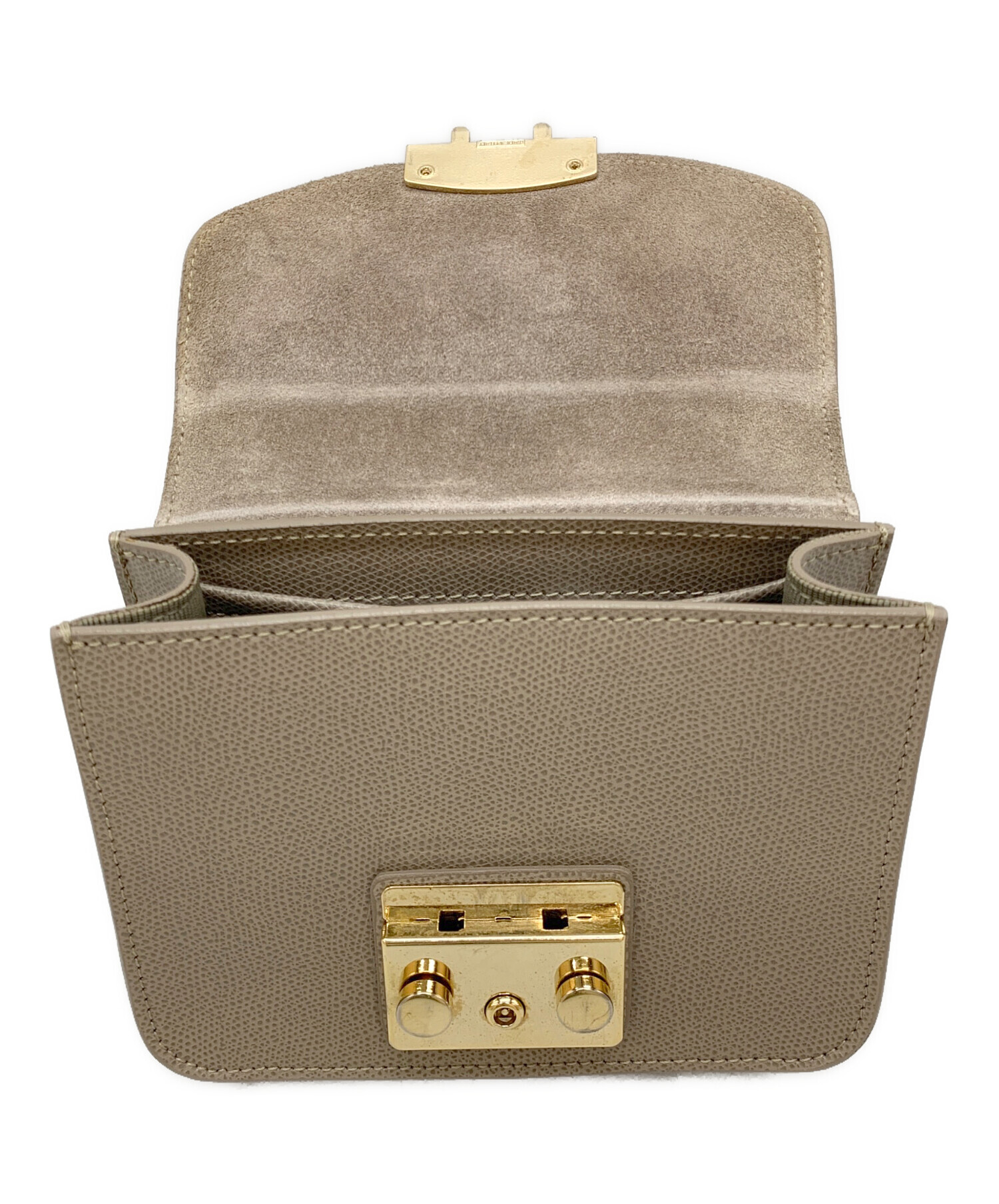 me111【美品】FURLA フルラ メトロポリス　珍しいゴールドチェーン 中古・古着通販】FURLA (フルラ) メトロポリスチェーンバッグ グレー