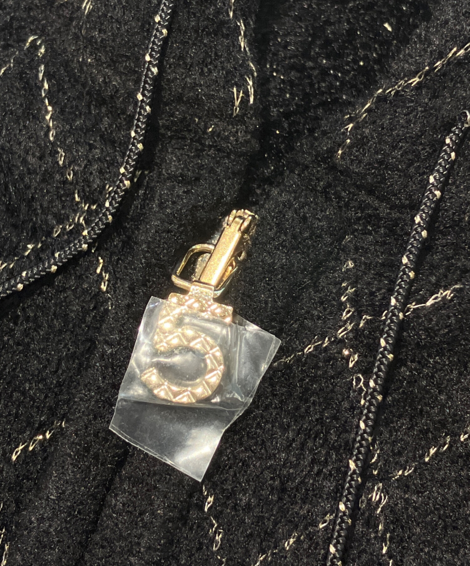 中古・古着通販】CHANEL (シャネル) パイルジップパーカー ブラック