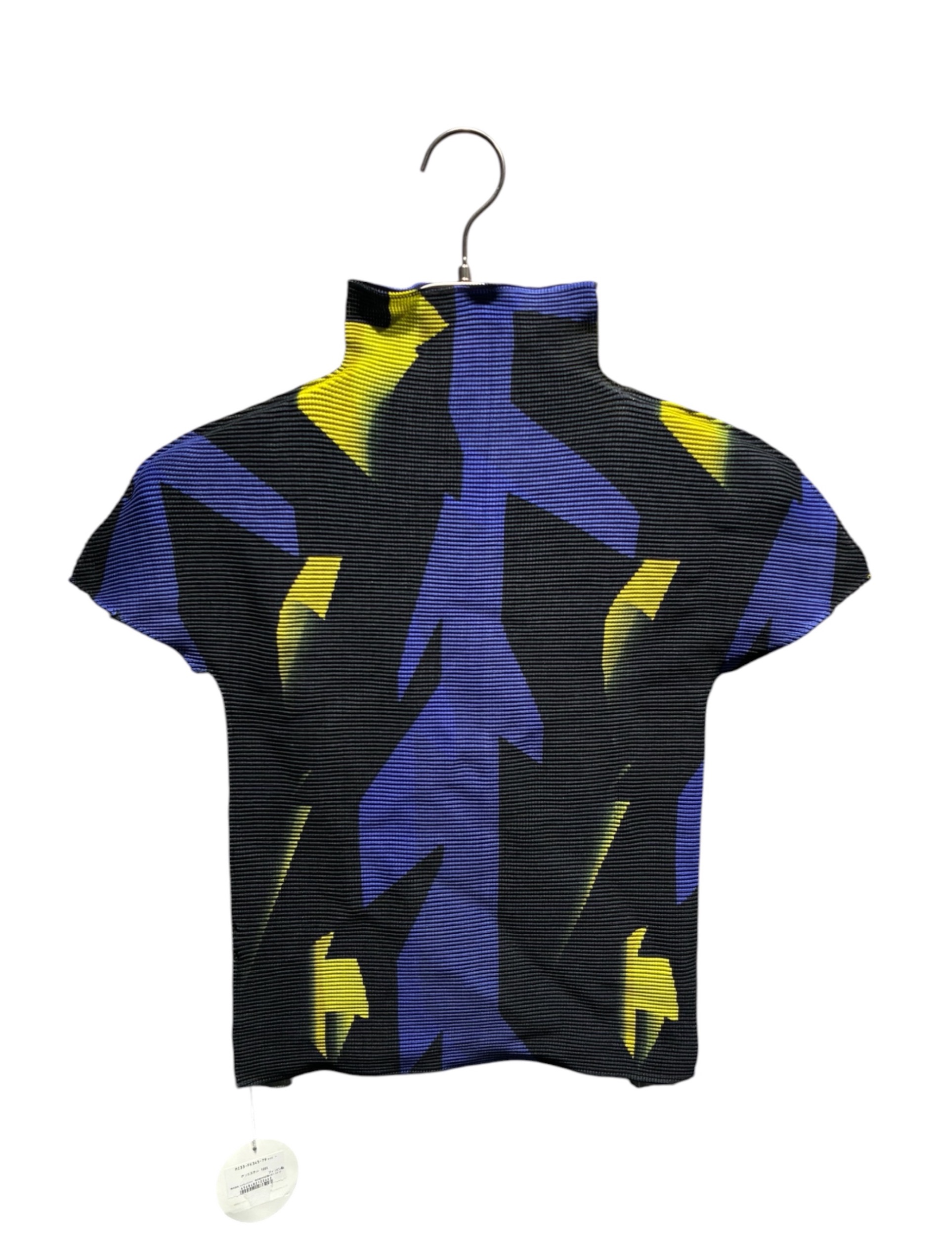 me by ISSEY MIYAKE 2022 半袖　ハイネック　プリーツ 中古・古着通販】me ISSEY MIYAKE (ミーイッセイ ミヤケ) ハイネック