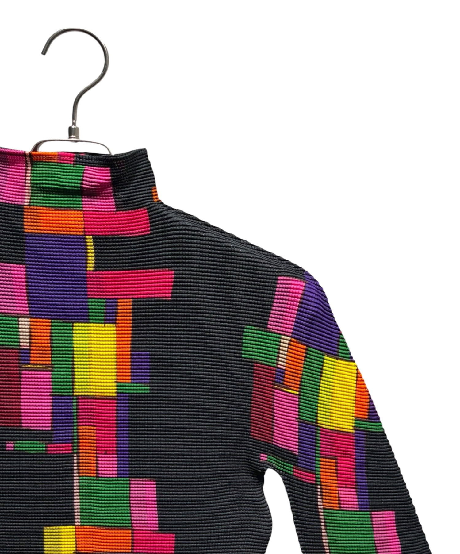 me by ISSEY MIYAKE ハイネック　カットソー 中古・古着通販】me ISSEY MIYAKE (ミーイッセイ ミヤケ) ハイネック
