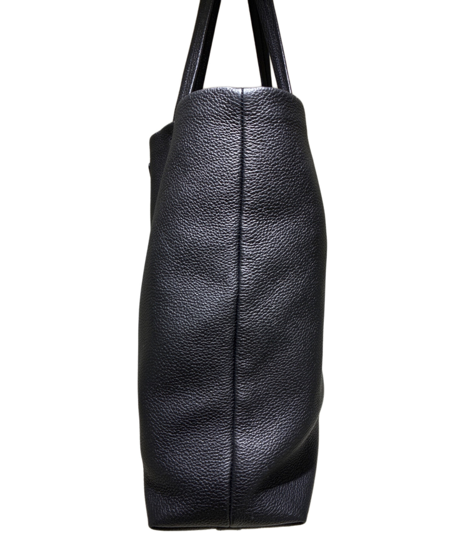 【PRADA】エンボス ロゴ トライアングルレザー トートバッグ プラダ 新品 中古・古着通販】PRADA (プラダ) レザートートバッグ/トライアングル