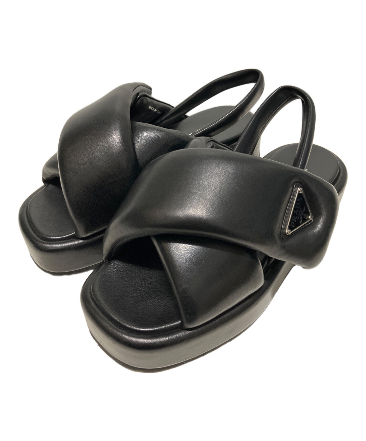 PRADA パデッドナッパレザー サンダル ブラック 中古・古着通販】PRADA (プラダ) パデッドナッパレザーサンダル