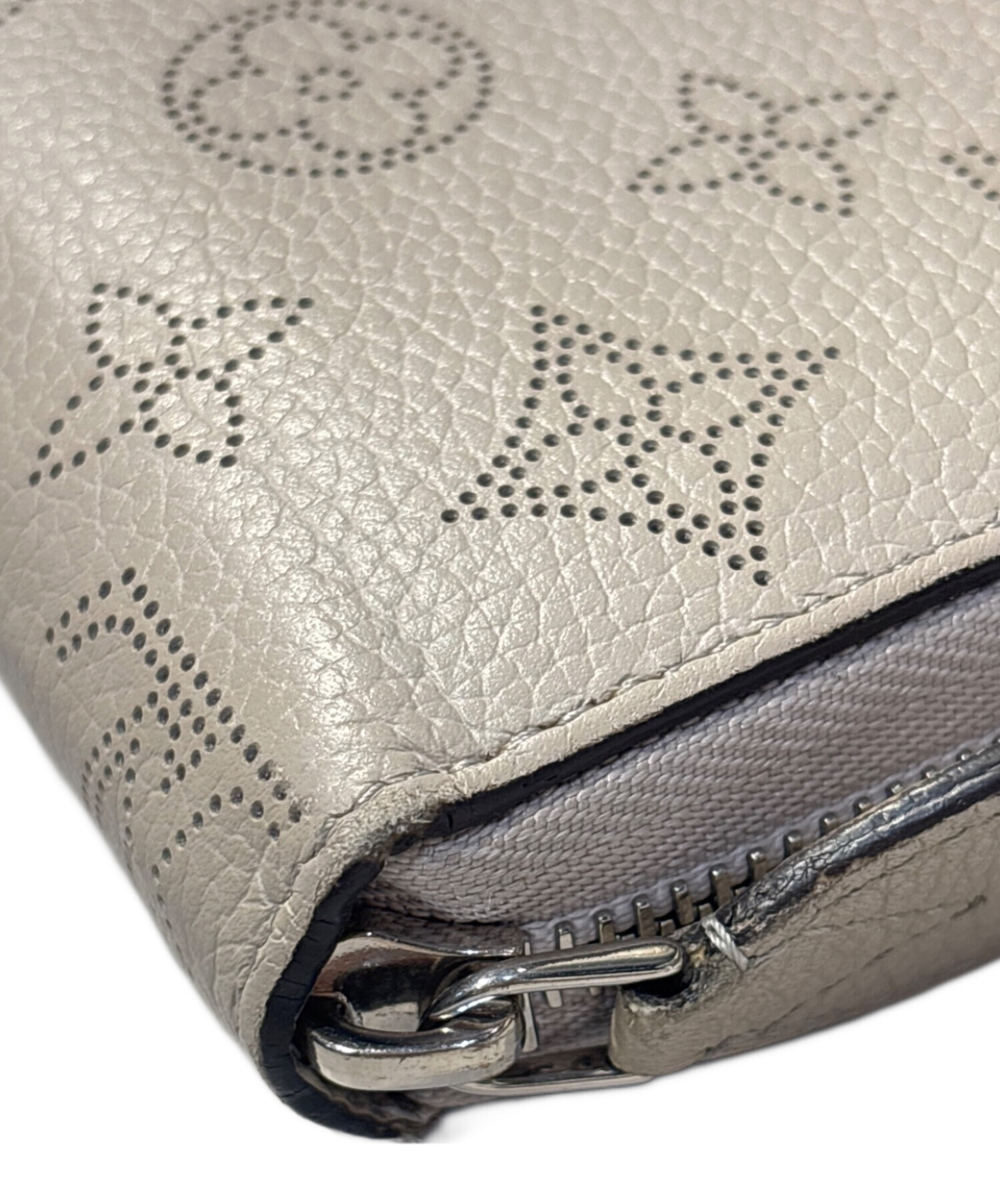 中古・古着通販】LOUIS VUITTON (ルイ ヴィトン) マヒナ ジッピー