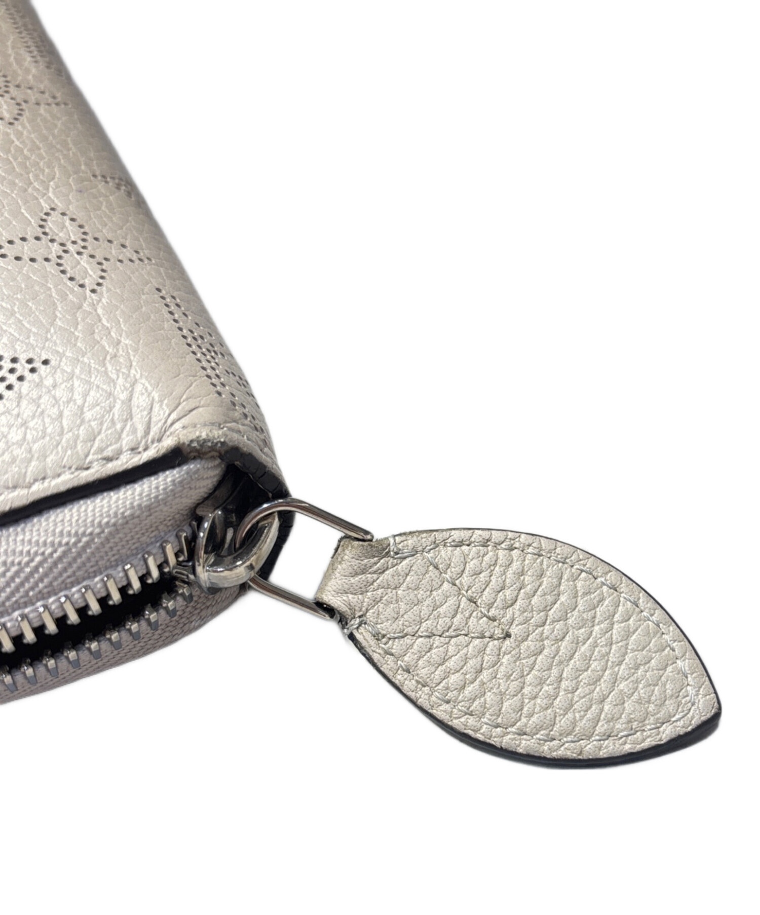 中古・古着通販】LOUIS VUITTON (ルイ ヴィトン) マヒナ ジッピー