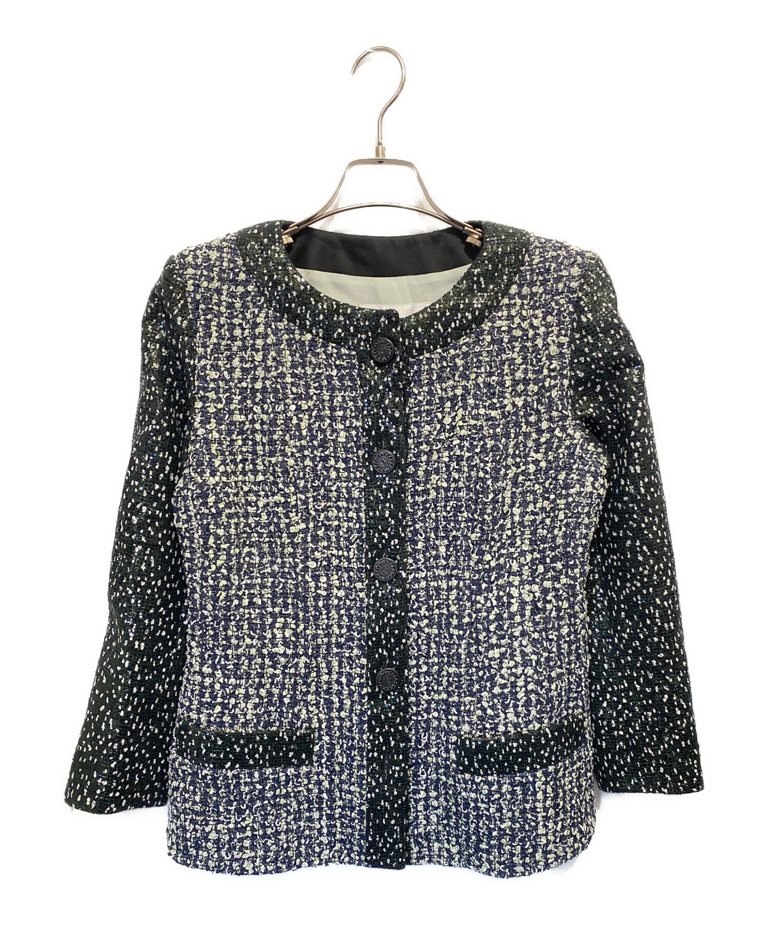 【✨希少✨】XLサイズ　Y.T　オリーブグリーン ジャケット 中古・古着通販】CHANEL (シャネル) ノーカラージャケット グリーン