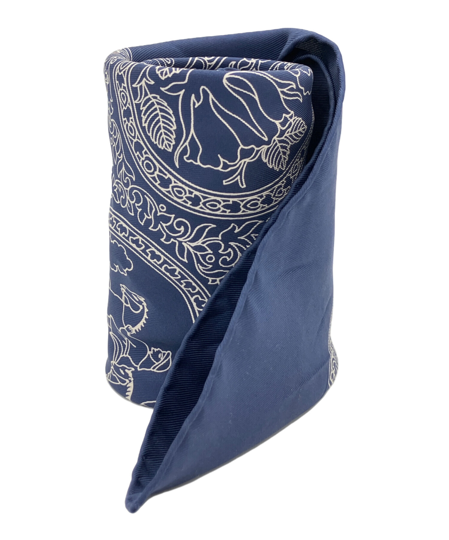 Hermès 大判スカーフ ネイビー 中古・古着通販】HERMES (エルメス) 大判スカーフ ホワイト×ネイビー