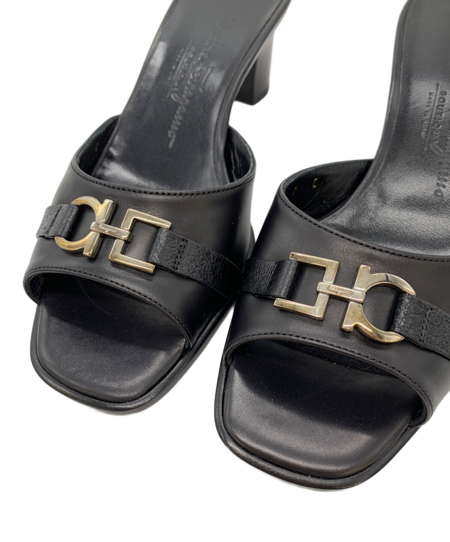 Salvatore Ferragamo サルヴァトーレ フェラガモ サンダル 中古・古着通販】Salvatore Ferragamo (サルヴァトーレ フェラガモ