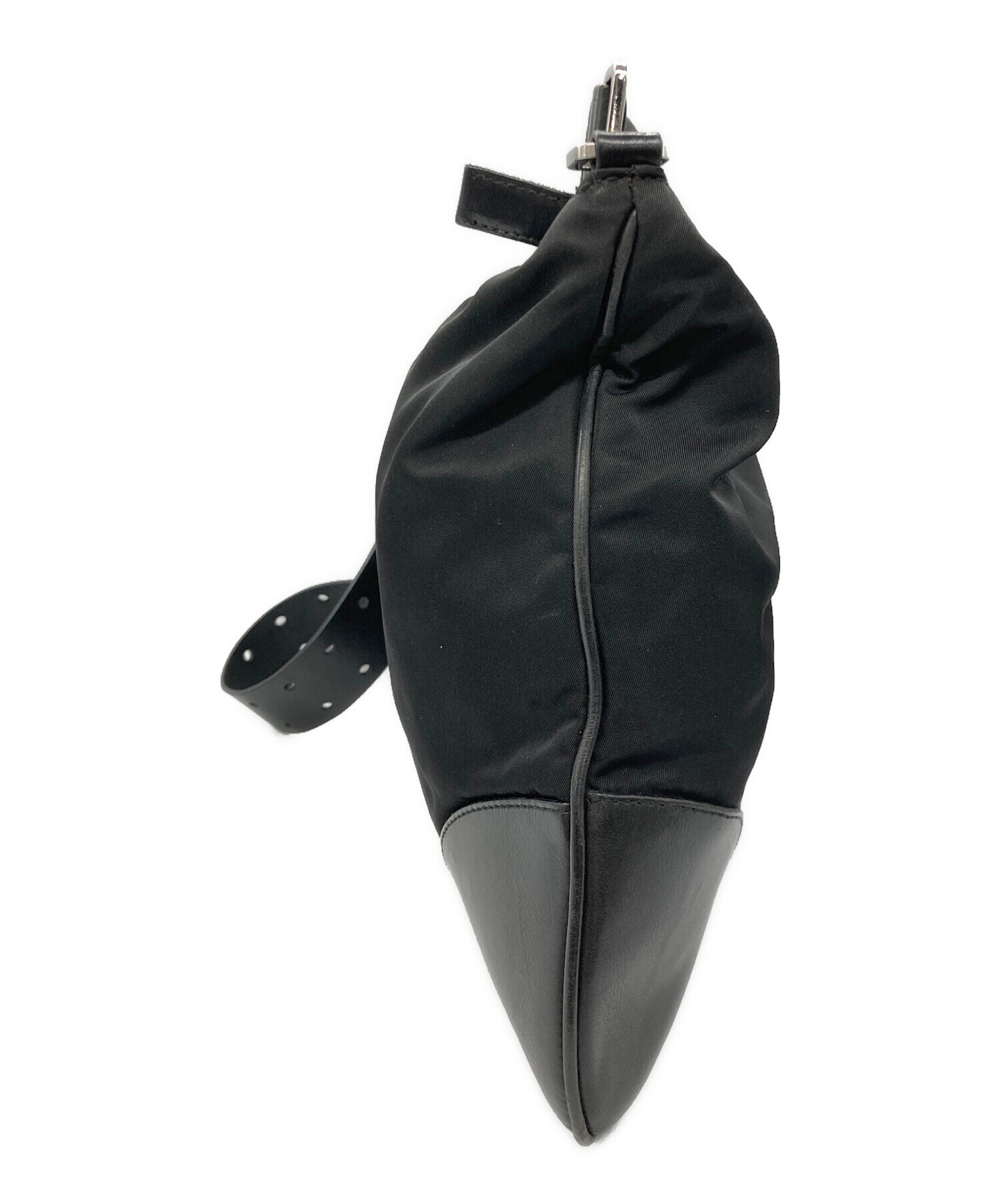 中古・古着通販】PRADA (プラダ) ショルダーバッグ ブラック｜ブランド