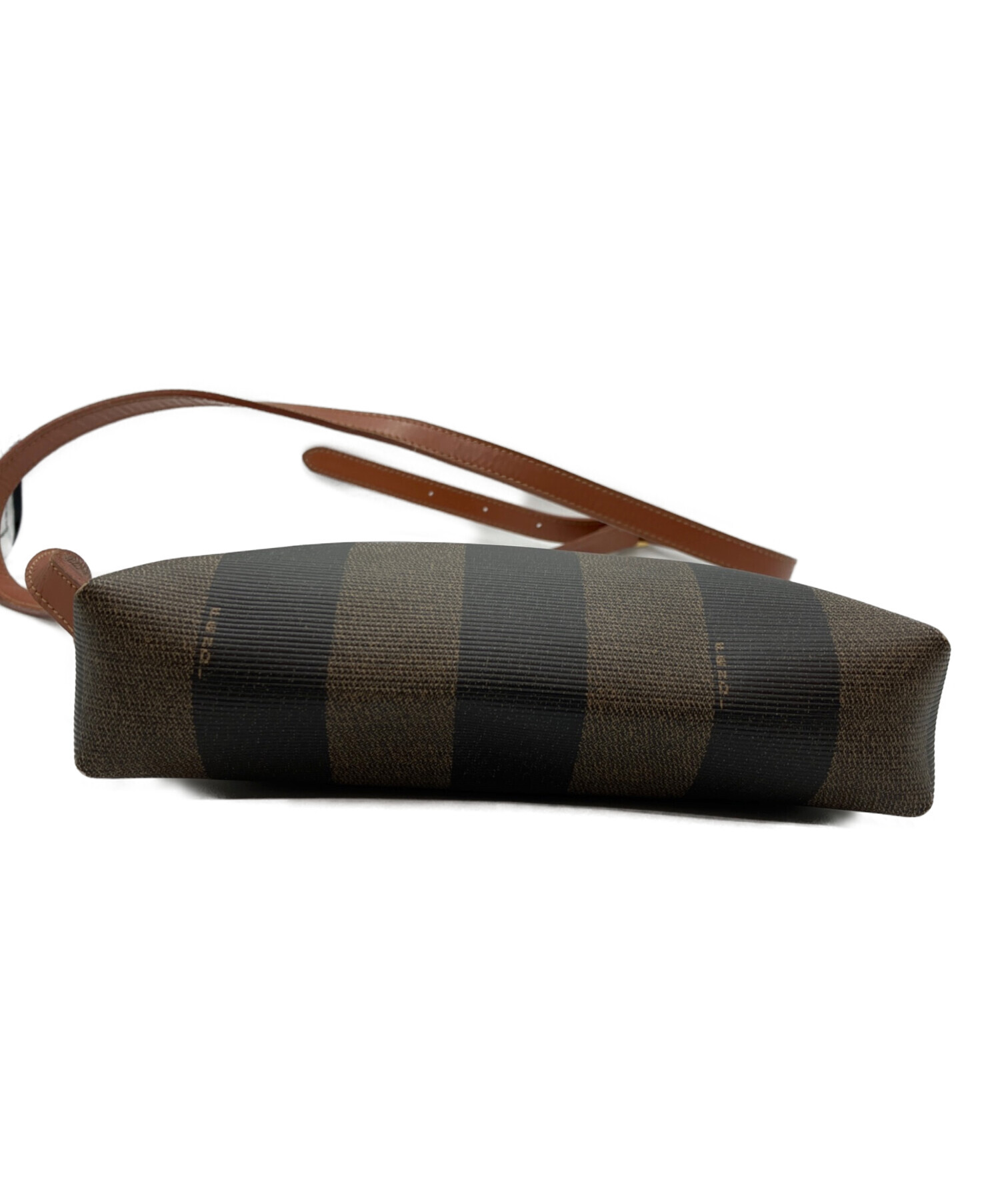 中古・古着通販】FENDI (フェンディ) ショルダーバッグ ペカン 