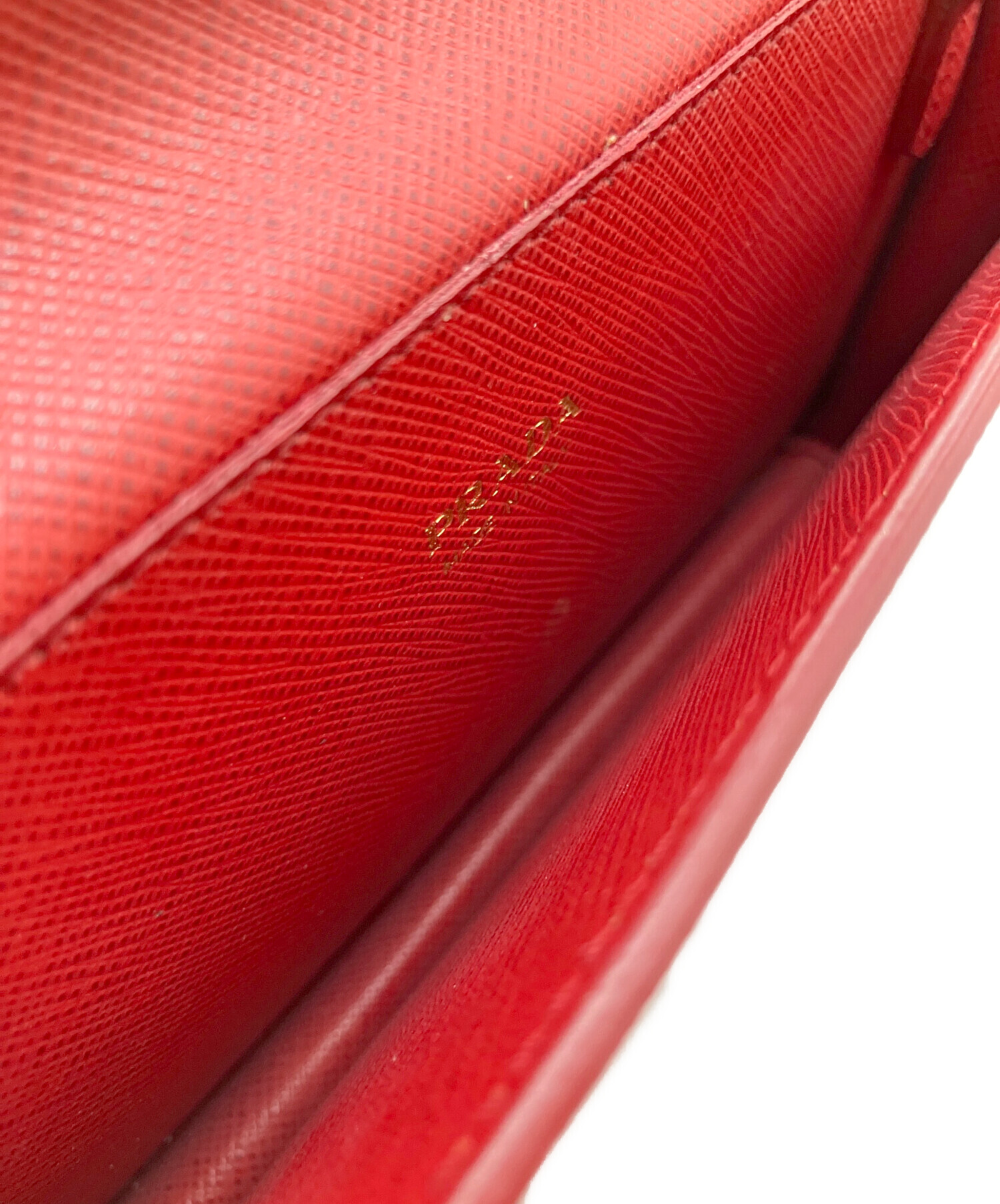 中古・古着通販】PRADA (プラダ) サフィアーノ チェーンウォレット