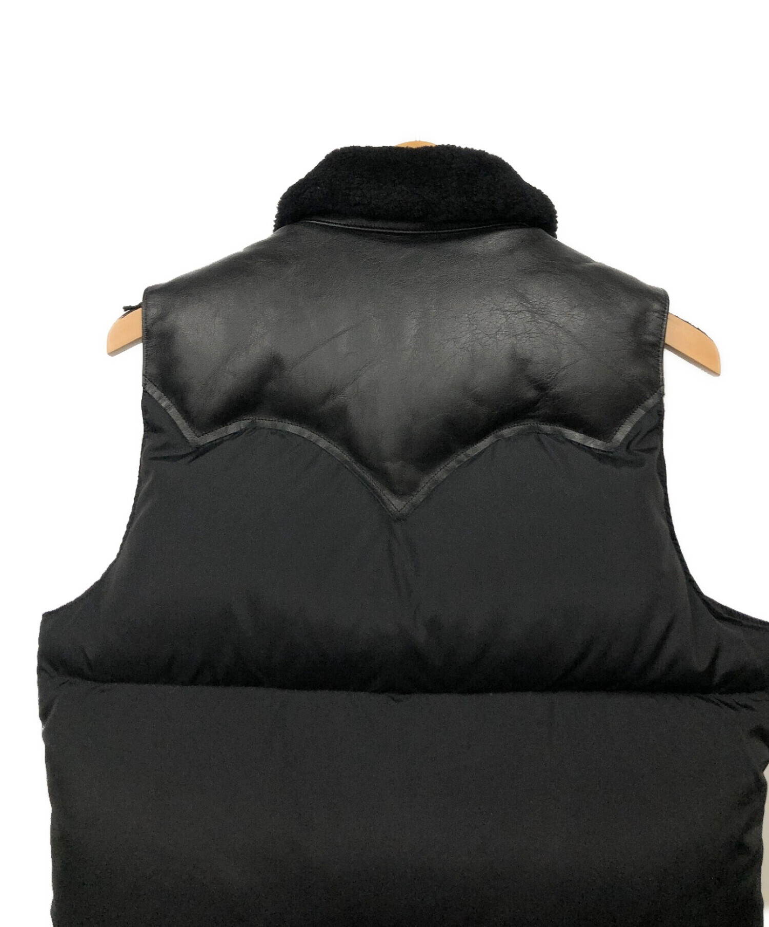 ロッキーマウンテンフェザーベッド ブラック ダウンベスト 36 ロッキーマウンテンフェザーベッド ブラック ダウンベスト 36