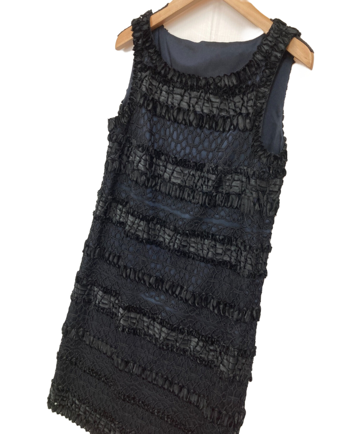 【伊藤】クリーニング済み ANAYI アナイ ブラック ノースリーブベスト 伊藤様専用】クリーニング済み ANAYI アナイ ブラック ノースリーブベスト