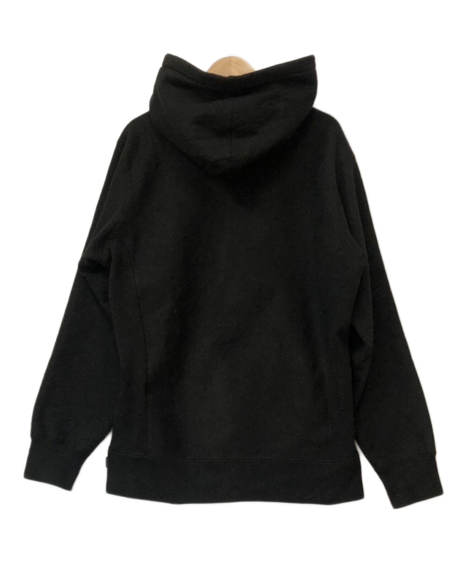 Supreme ブラック プルオーバーパーカー 中古・古着通販】SUPREME (シュプリーム) プルオーバーパーカー